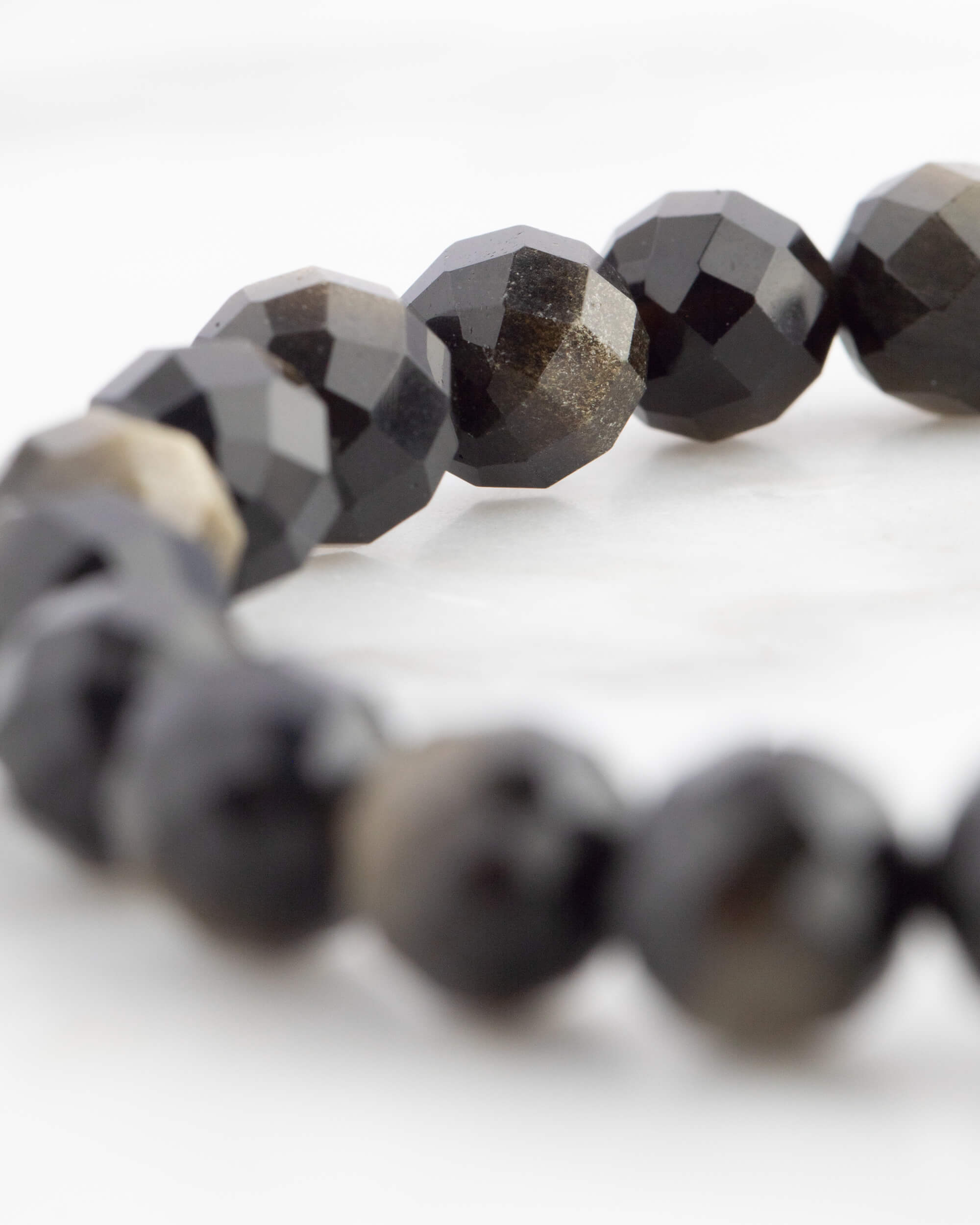Pulsera de Obsidiana Dorada Facetada 8 mm - Poder y Fuerza Radiante