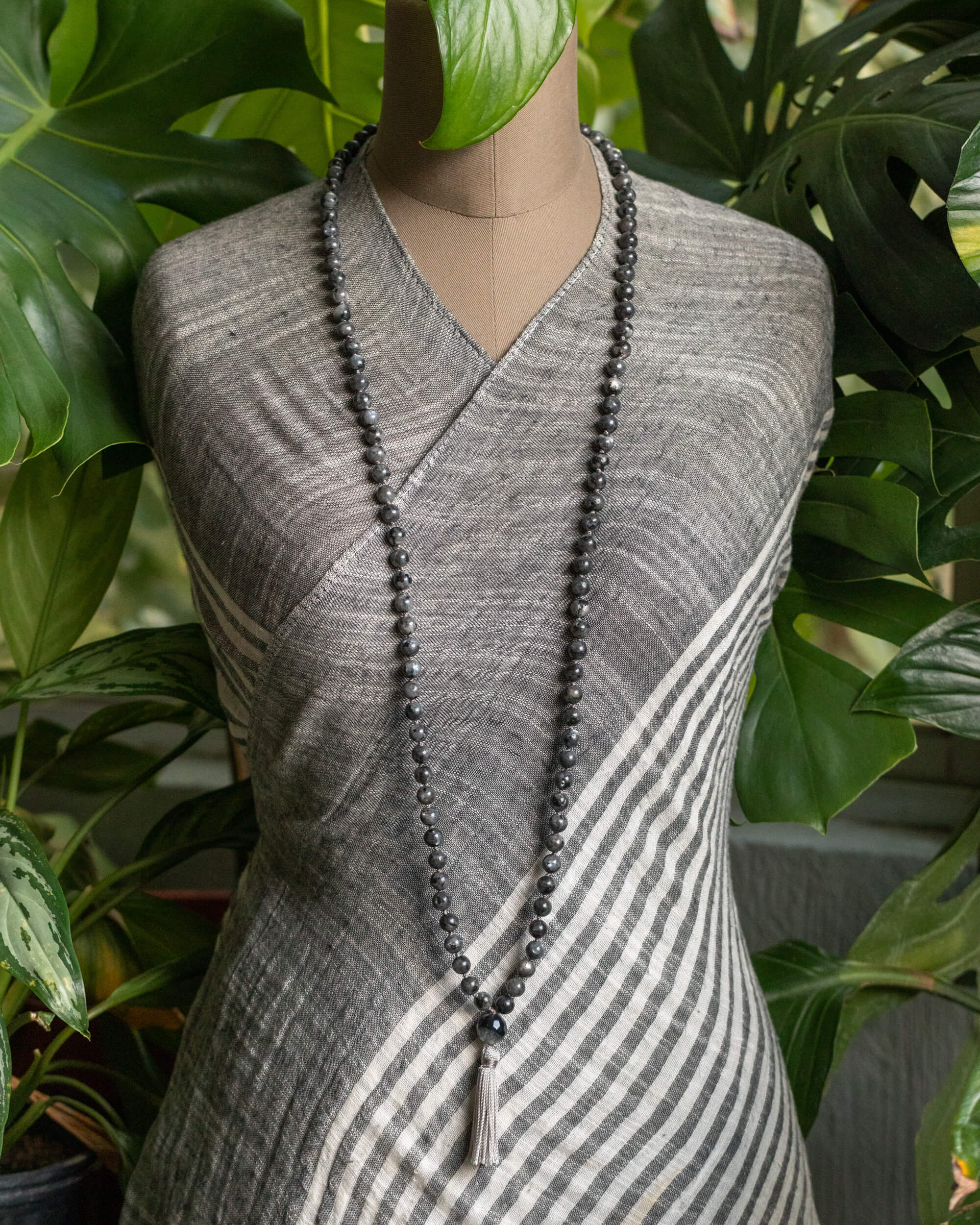 Japa Mala de Larvikita y Ágata (8 mm)