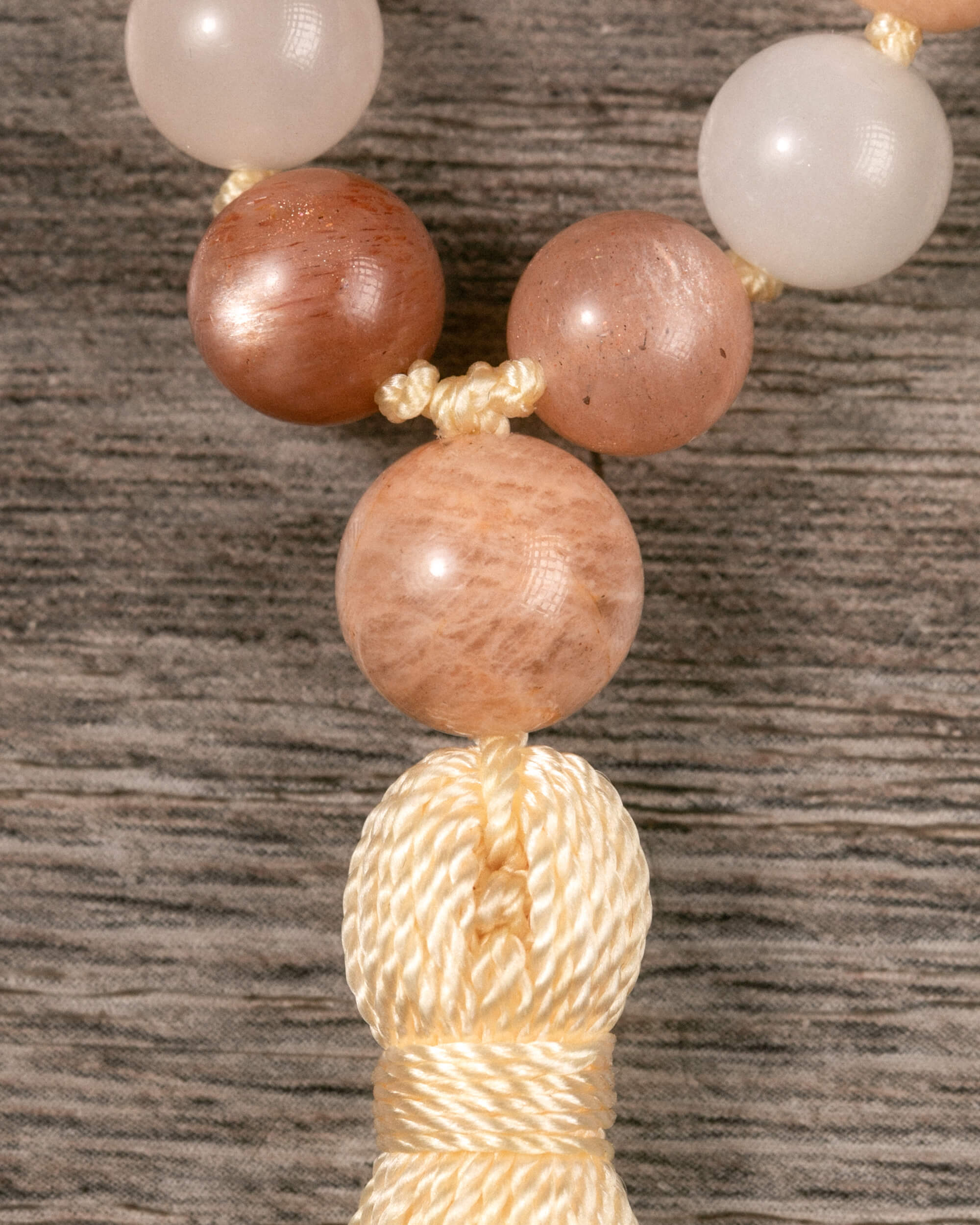 Japa Mala de Piedra Sol (8 mm)