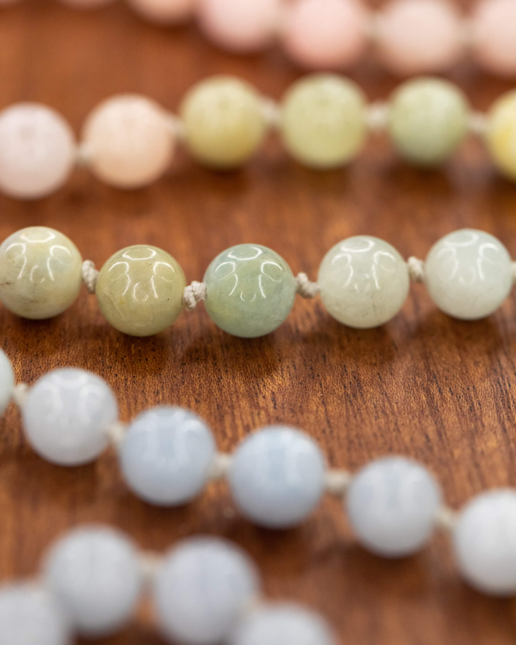 Japa Mala de Berilos y Piedra Sol (8 mm)