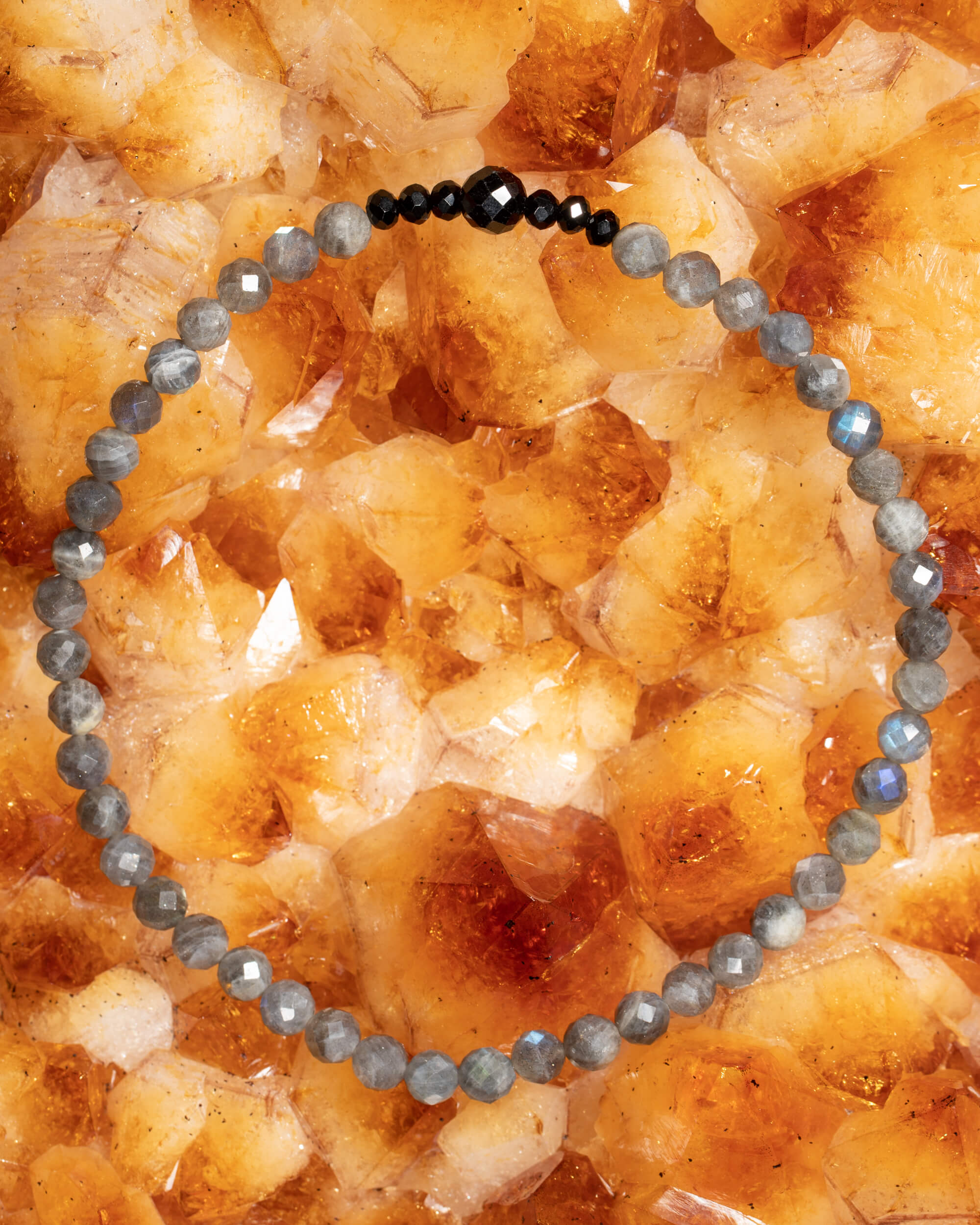 Codificador Collar Labradorita y Turmalina Negra 35 cm - Visión Anclada (Agesta)