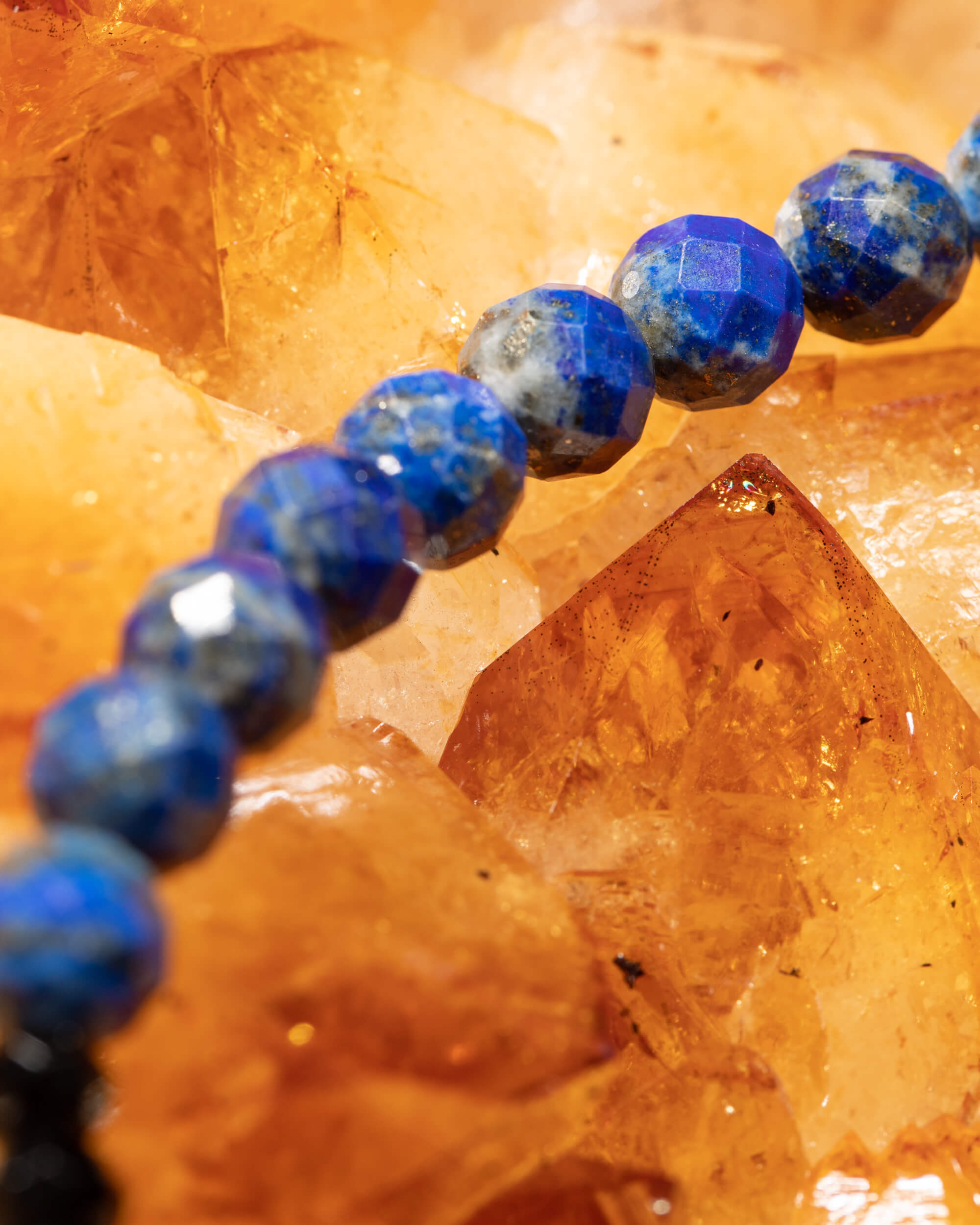 Codificador Collar Lapislázuli y Turmalina Negra 35 cm - Sabiduría y Protección (Agesta)