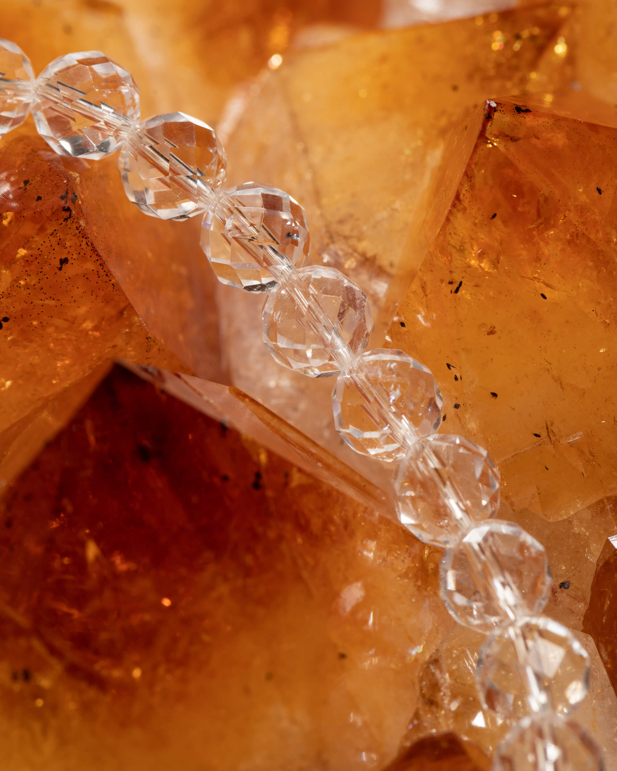 Codificador Collar Cuarzo Transparente y Turmalina Negra 34 cm - Claridad y Protección (Agesta)