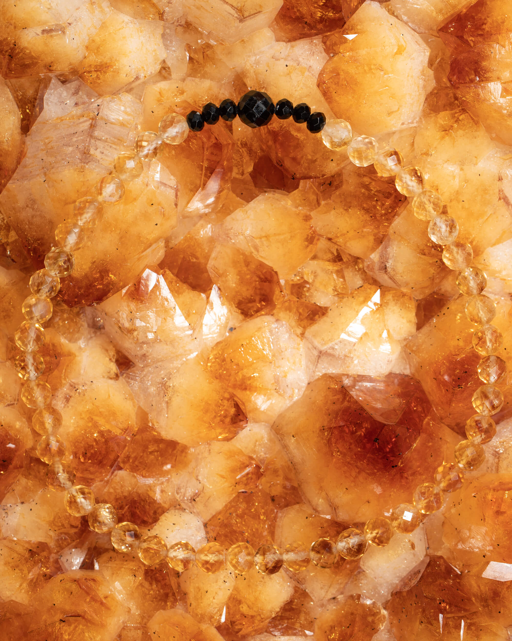 Codificador Collar Citrino y Turmalina Negra 35 cm - Poder Enraizado (Agesta)