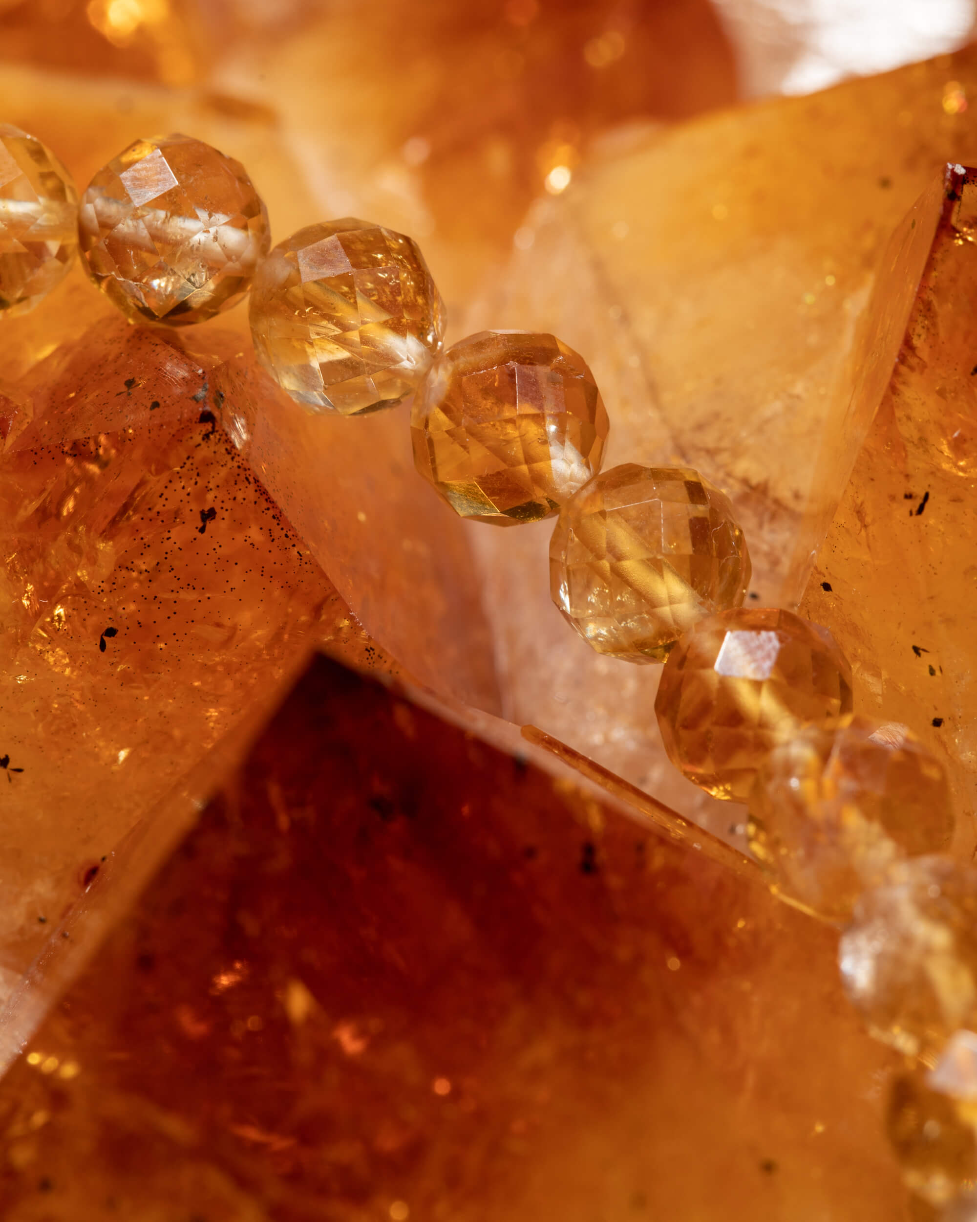 Codificador Collar Citrino y Turmalina Negra 35 cm - Poder Enraizado (Agesta)