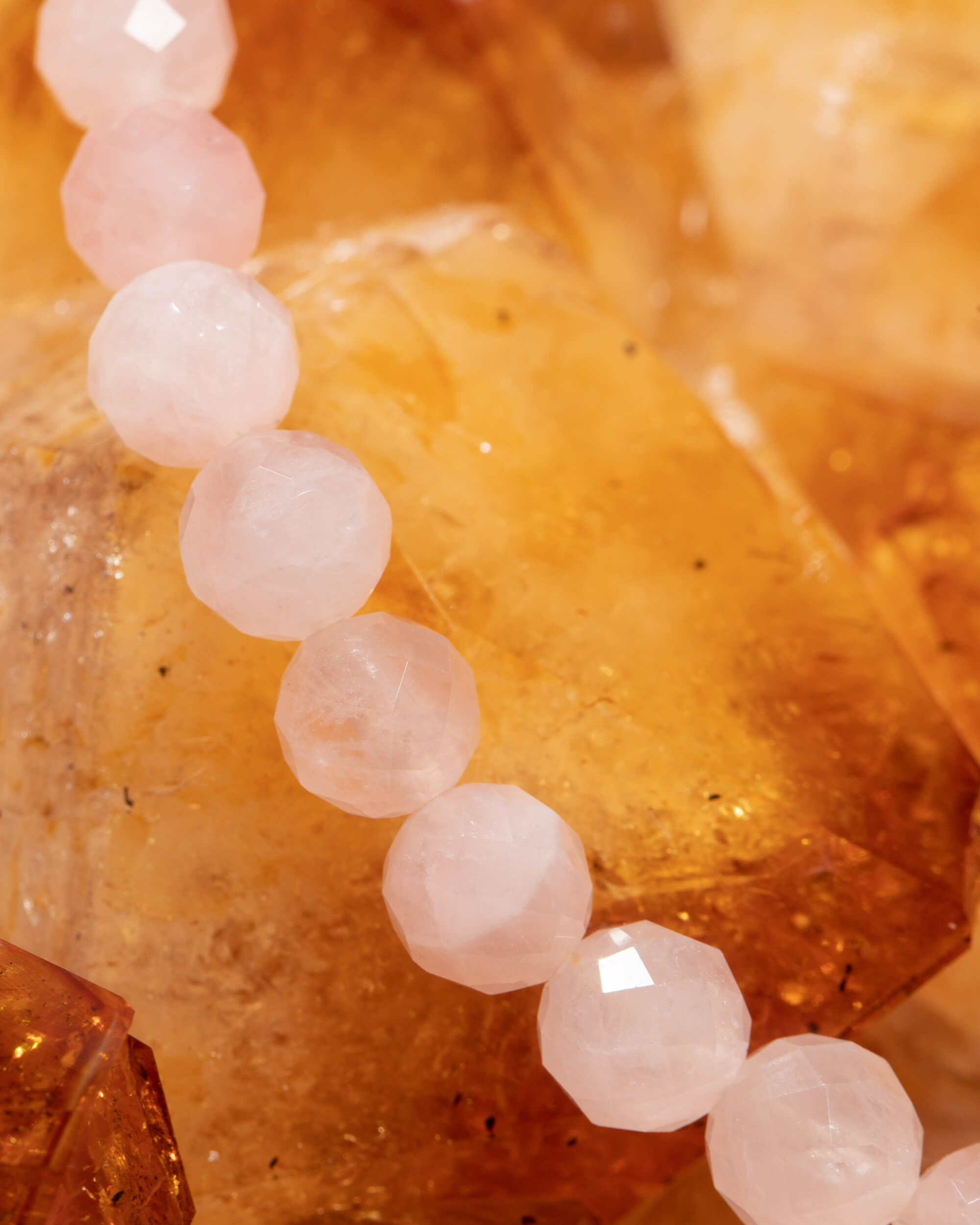 Codificador Collar Cuarzo Rosa y Turmalina Negra 35 cm - Amor y Protección (Agesta)