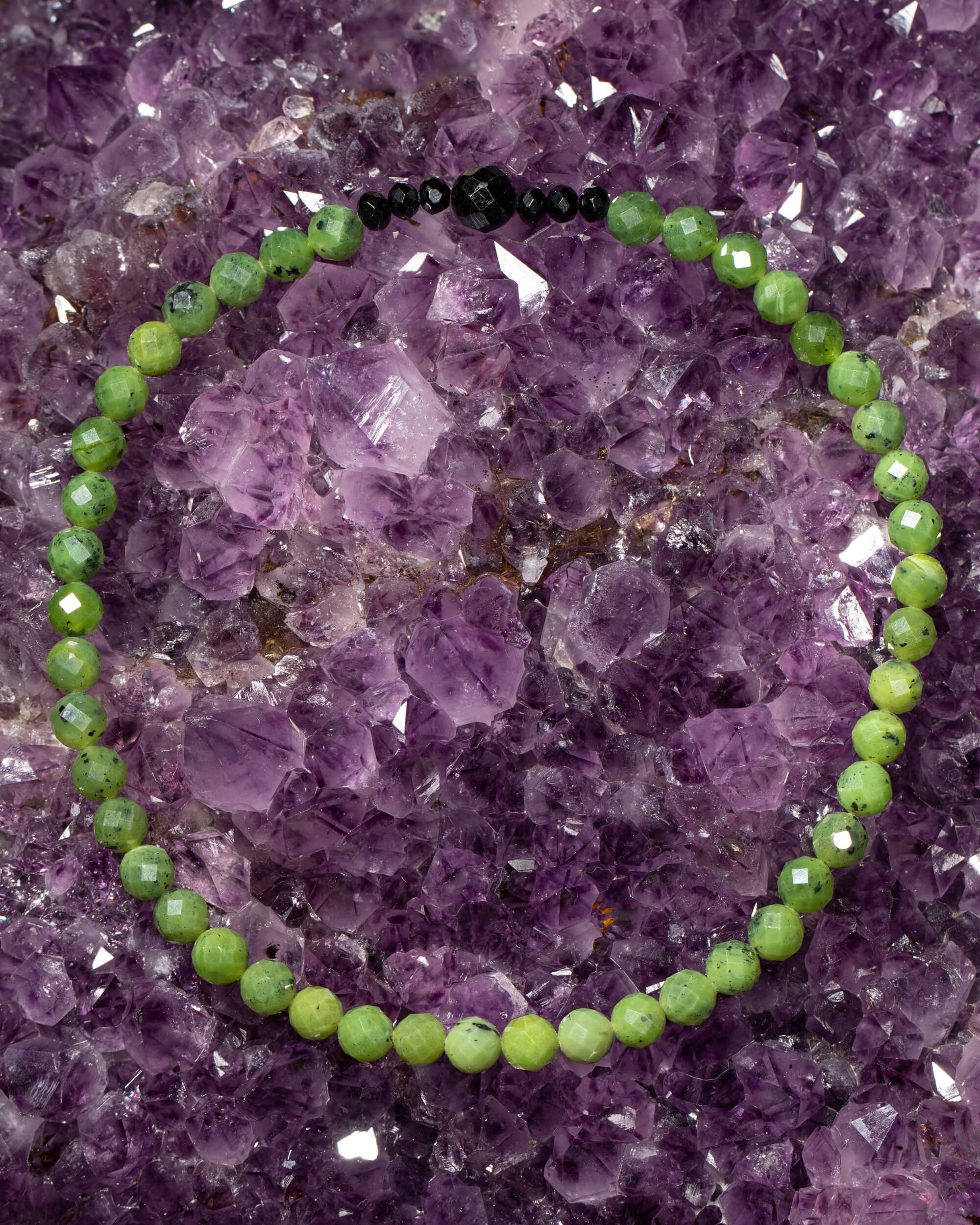 Codificador Collar Jade Verde y Turmalina Negra 35 cm - Compasión Enraizada (Agesta)