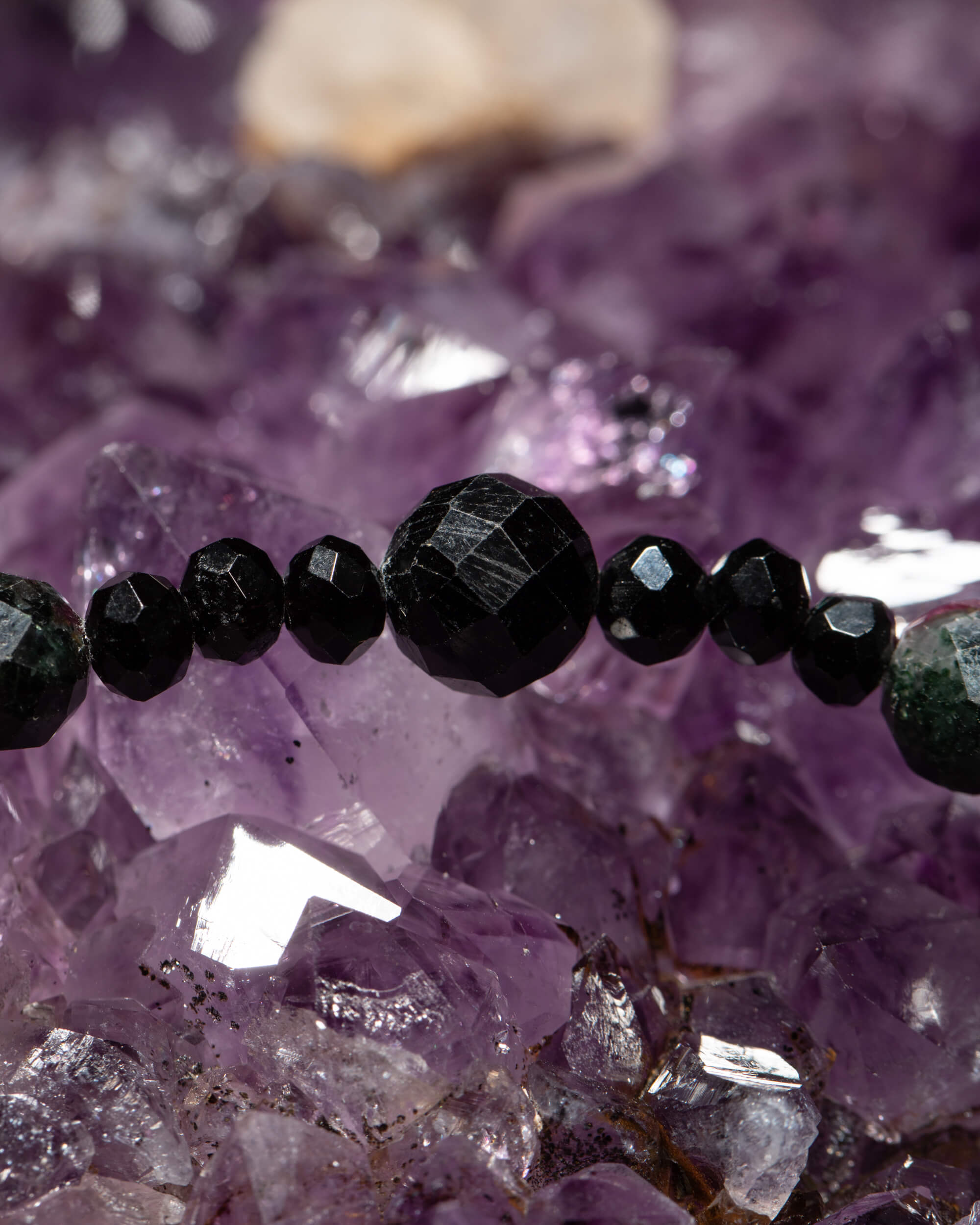 Codificador de Zoisita y Turmalina Negra (33 cm)