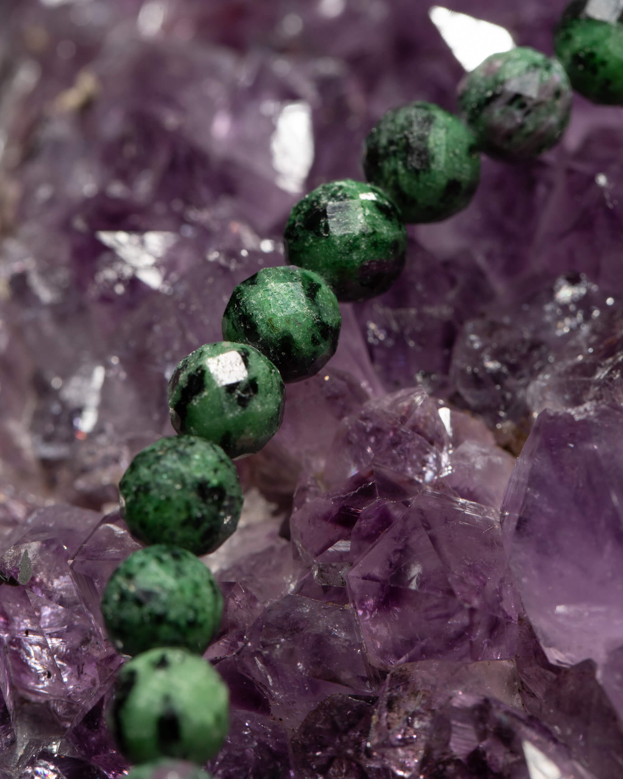 Codificador Collar Zoisita y Turmalina Negra 33 cm - Renacer y Protección (Agesta)