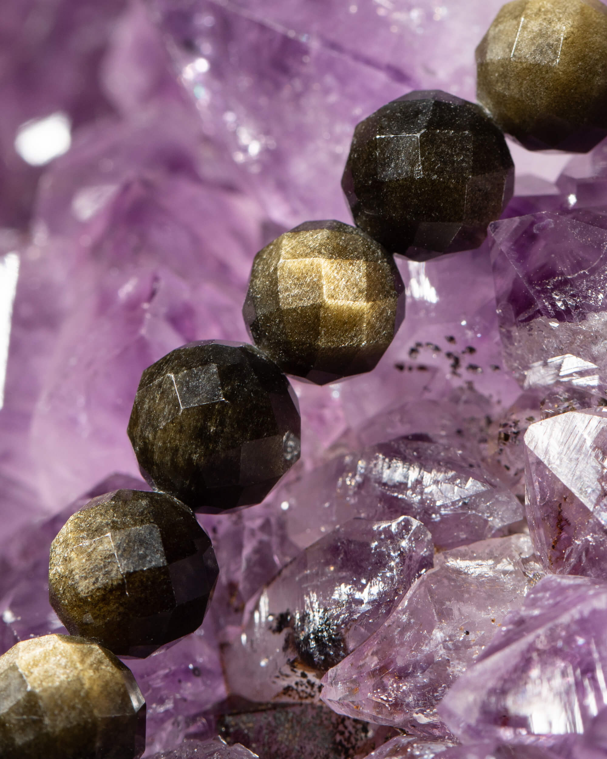 Codificador Collar Obsidiana Dorada y Turmalina Negra 35 cm - Poder Interior (Agesta)