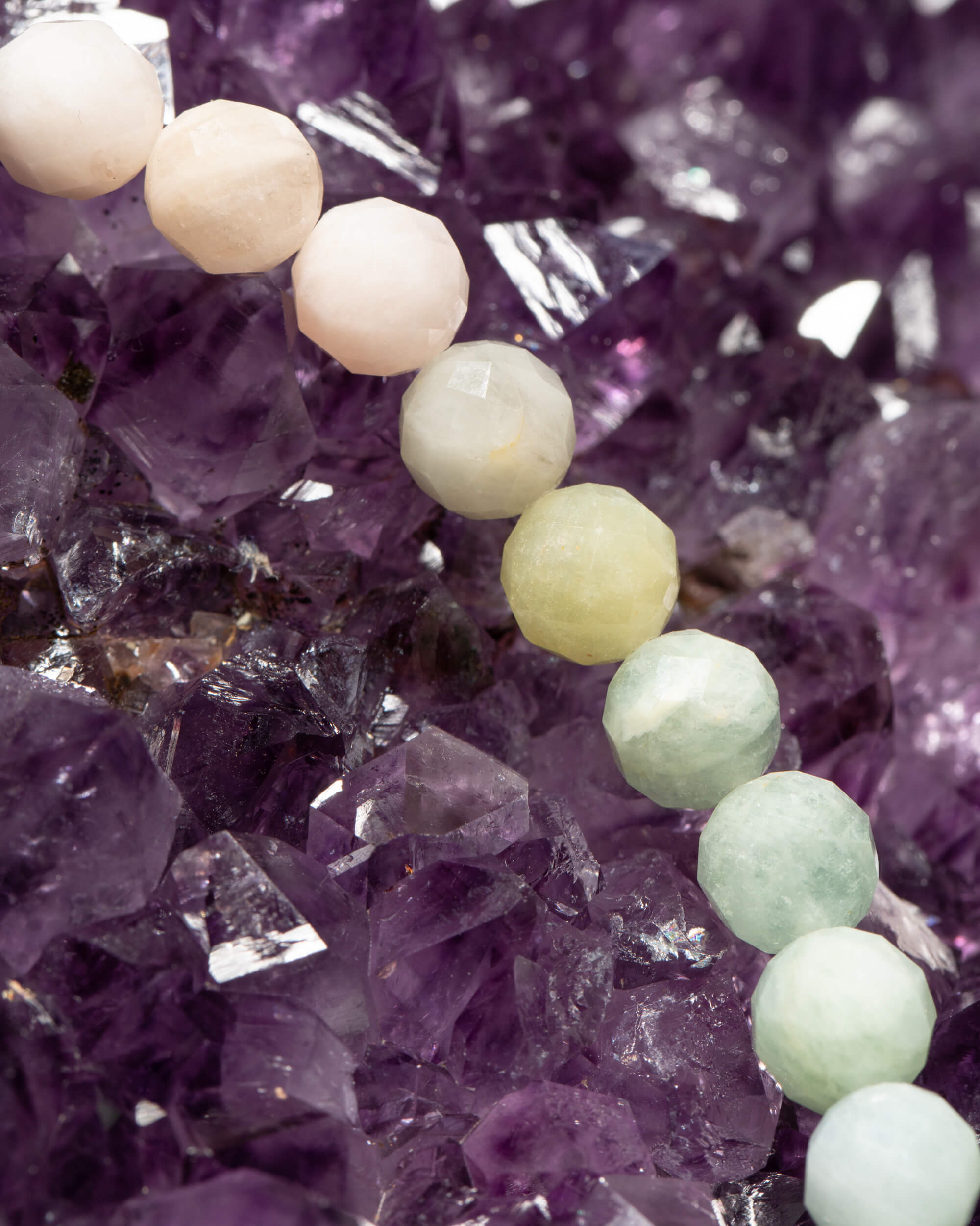 Codificador Collar Berilos y Turmalina Negra 35 cm - Amor Enraizado (Agesta)