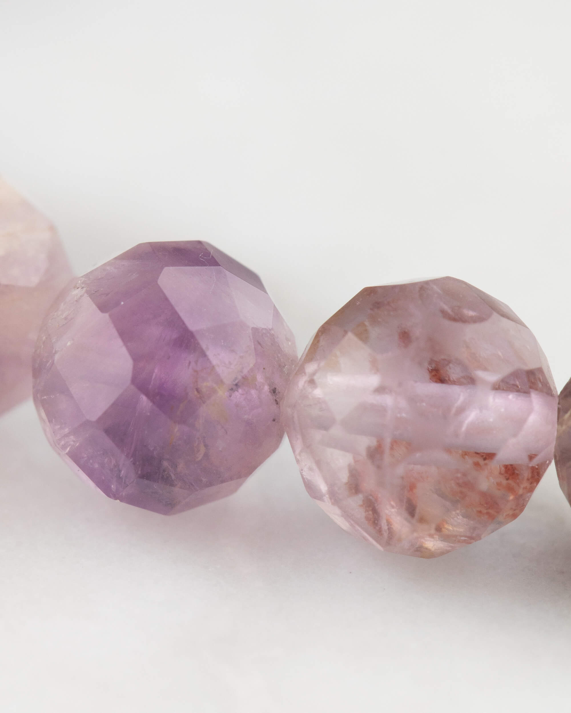 Pulsera de Amatista Fantasma Facetada 7 mm - Visión Clara