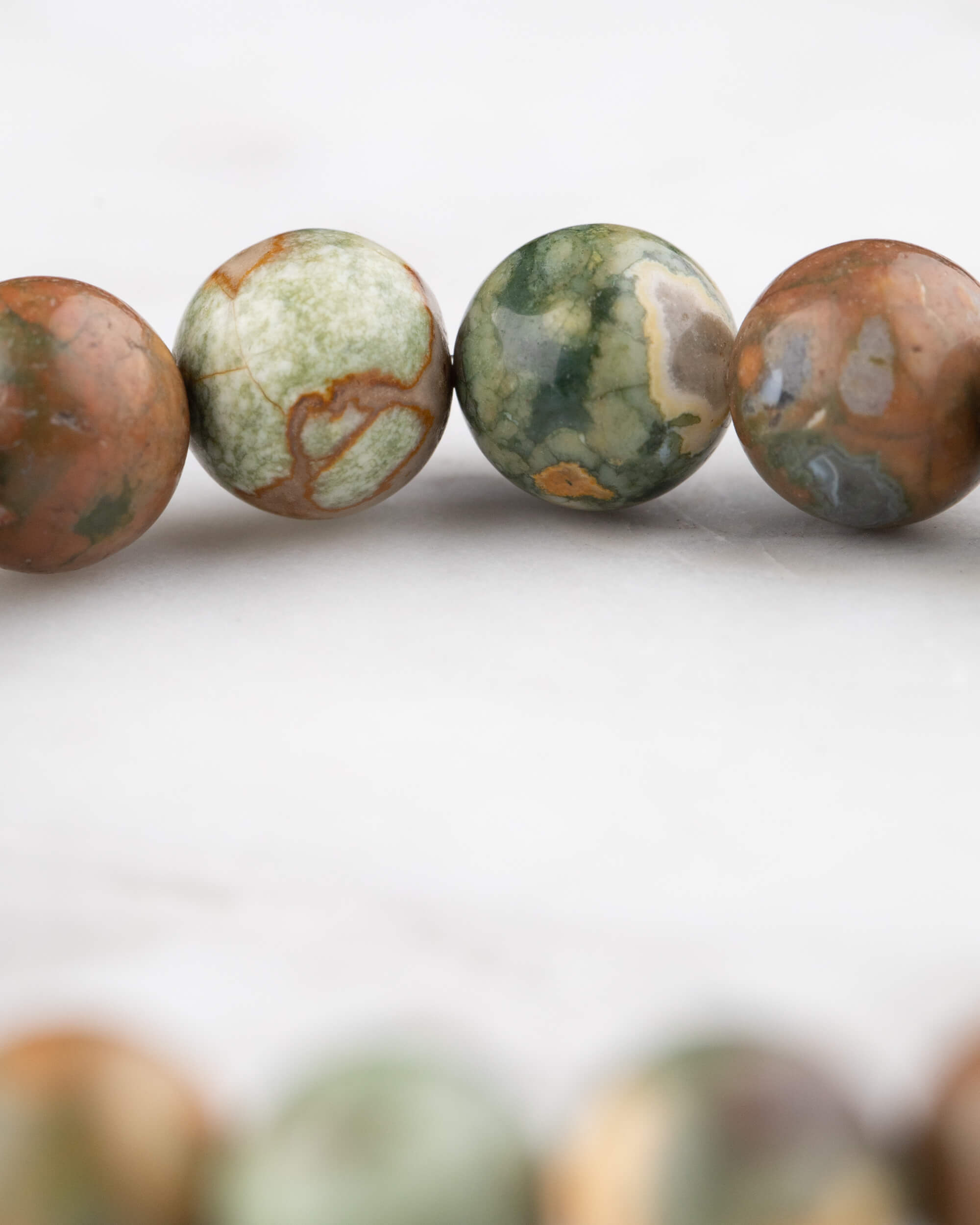 Pulsera de Jaspe de la Selva Tropical (8 mm)