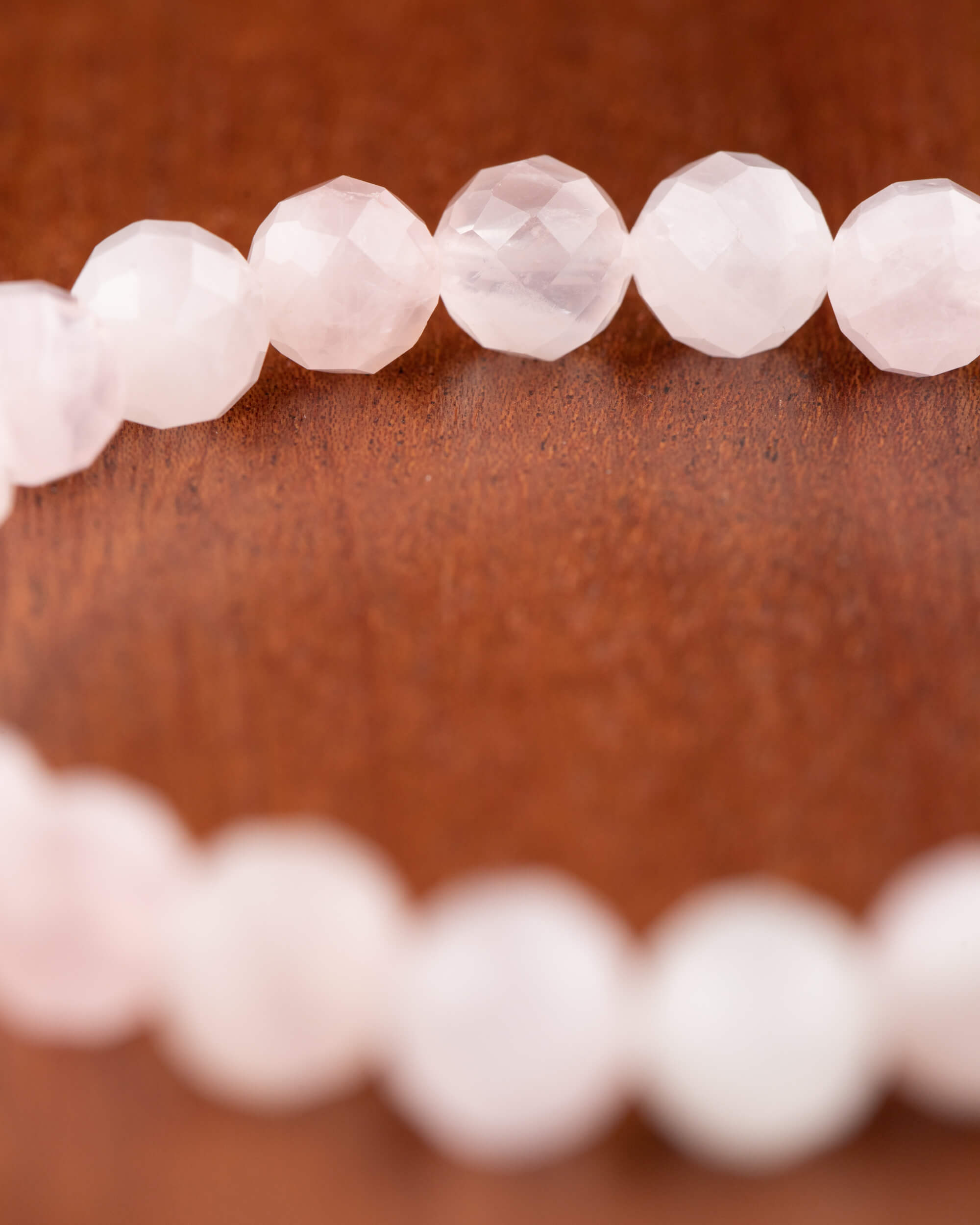 Pulsera de Cuarzo Rosa Facetada (8 mm)