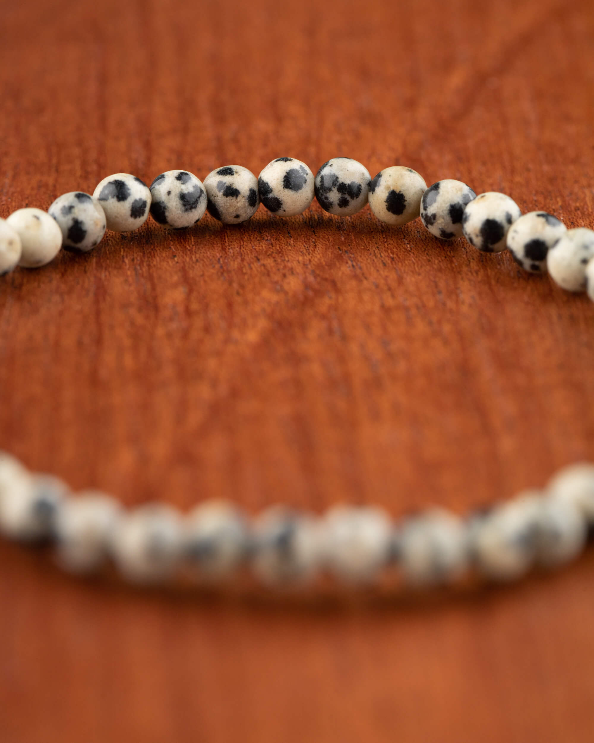 Pulsera de Jaspe Dálmata (4 mm)