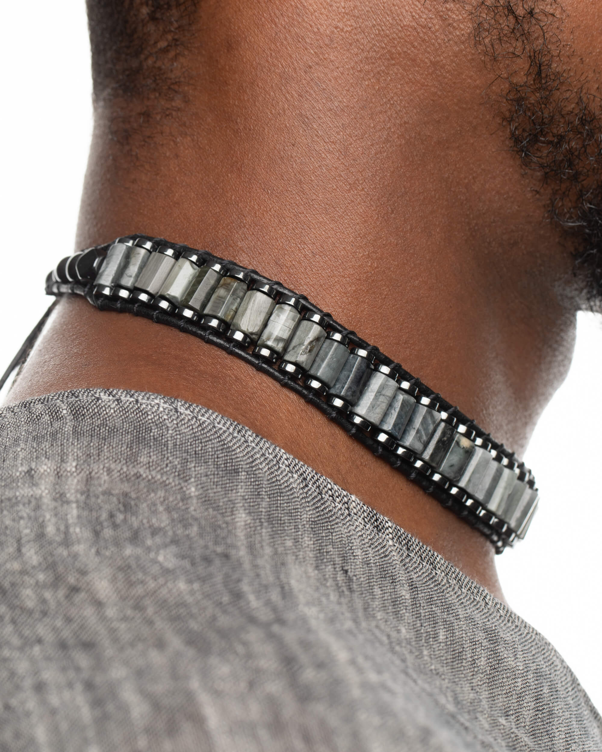 Collar Cosmosis Ajustable - Visión Enraizada y Perspectiva (Ojo de Halcón)