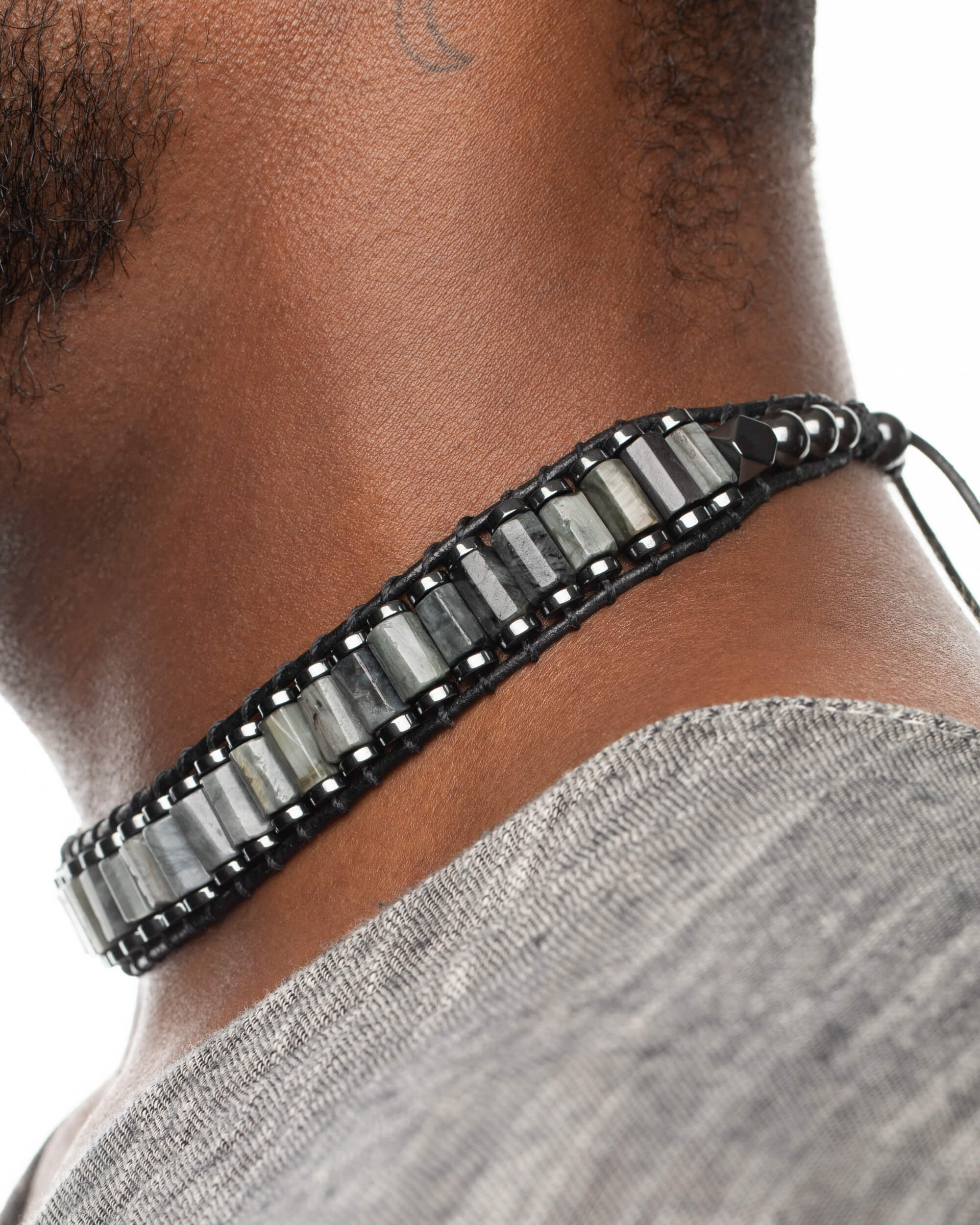 Collar Cosmosis Ajustable - Visión Enraizada y Perspectiva (Ojo de Halcón)