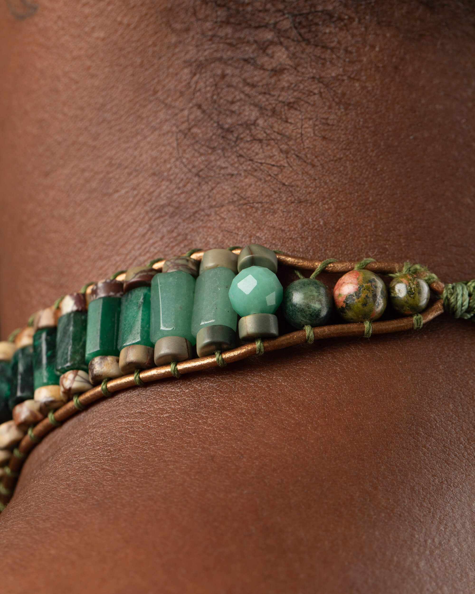 Collar Tellus Ajustable - Corazón Terrestre y Calma (Prehnita y Jade)