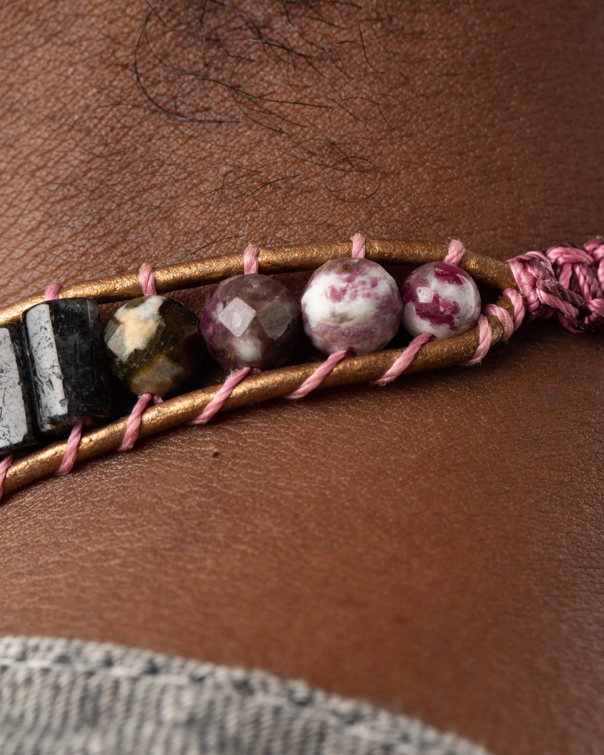 Collar Aurorium Ajustable - Amor Protegido y Dignidad (Ópalo Rosa y Citrino)