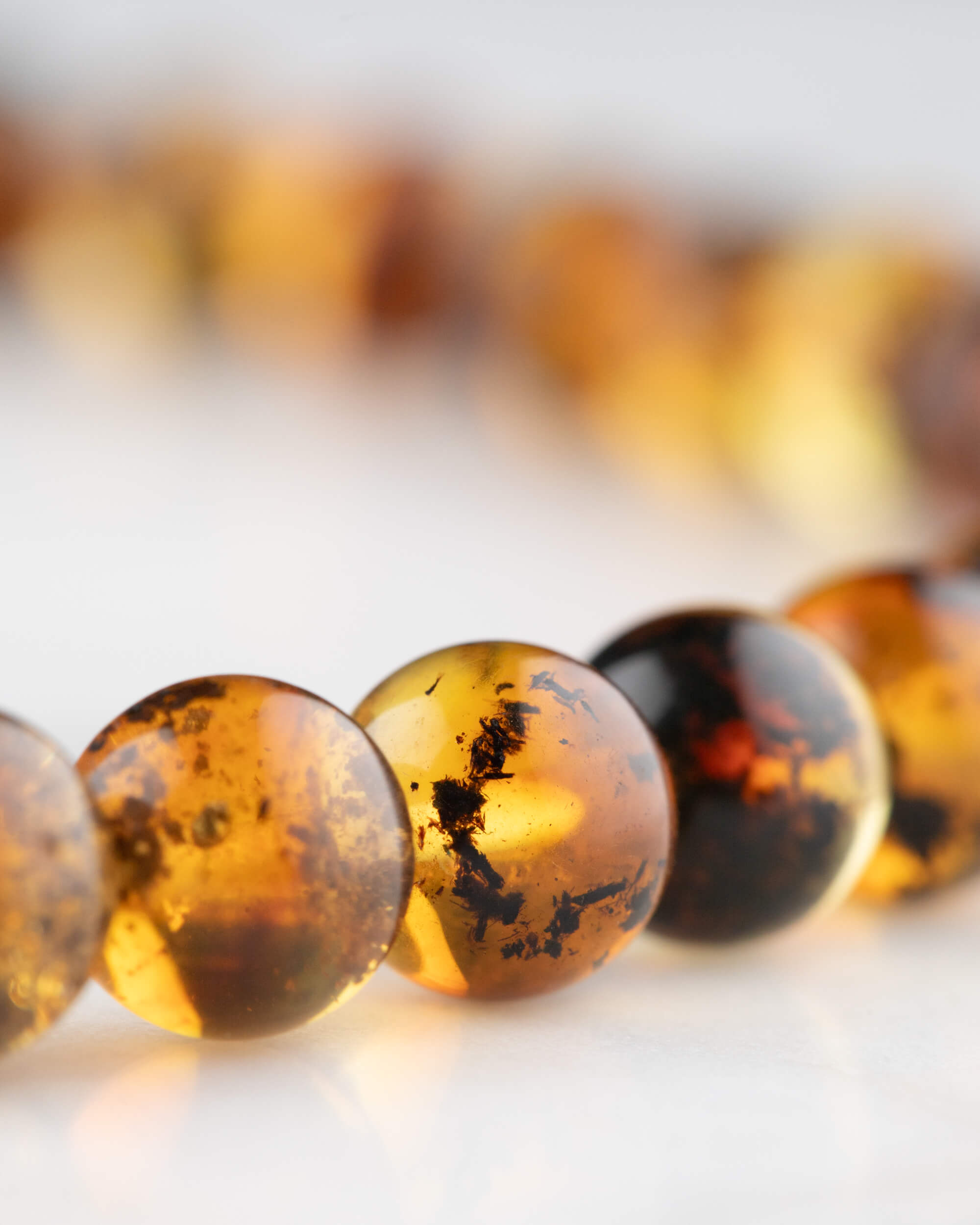 Codificador de Mano de Ámbar 33 cm - Descanso y Contención (Agesta)