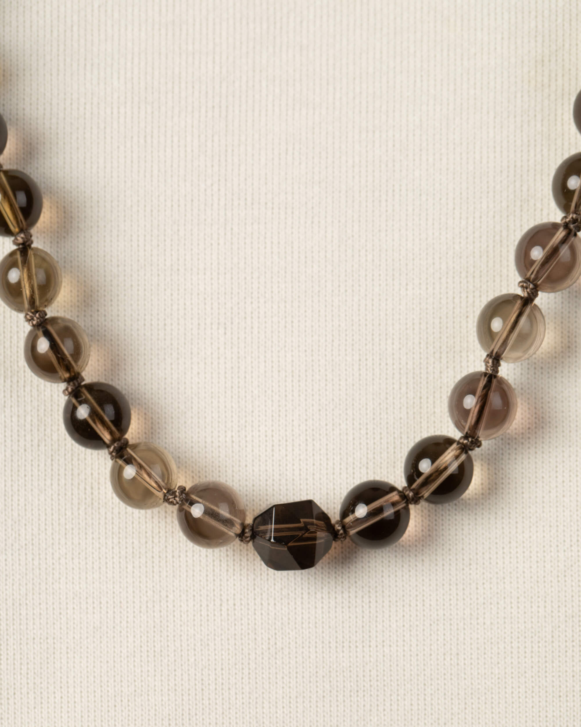 Codificador Doble Cuarzo Ahumado 90 Cuentas - Anclaje y Presencia (Agesta)