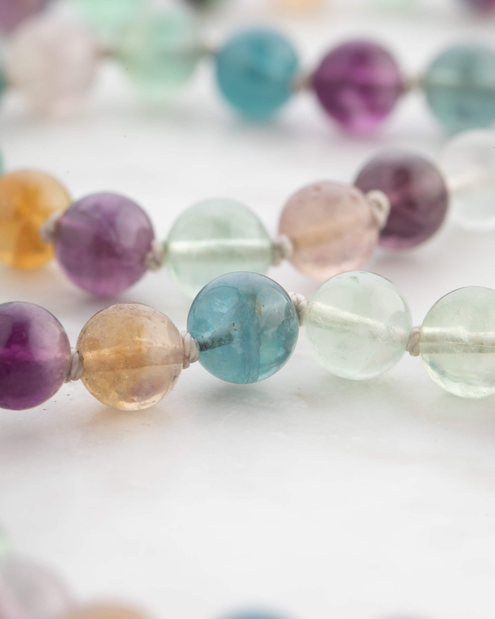 Codificador Doble Fluorita Arcoíris 90 Cuentas - Orden Mental y Enfoque (Agesta)