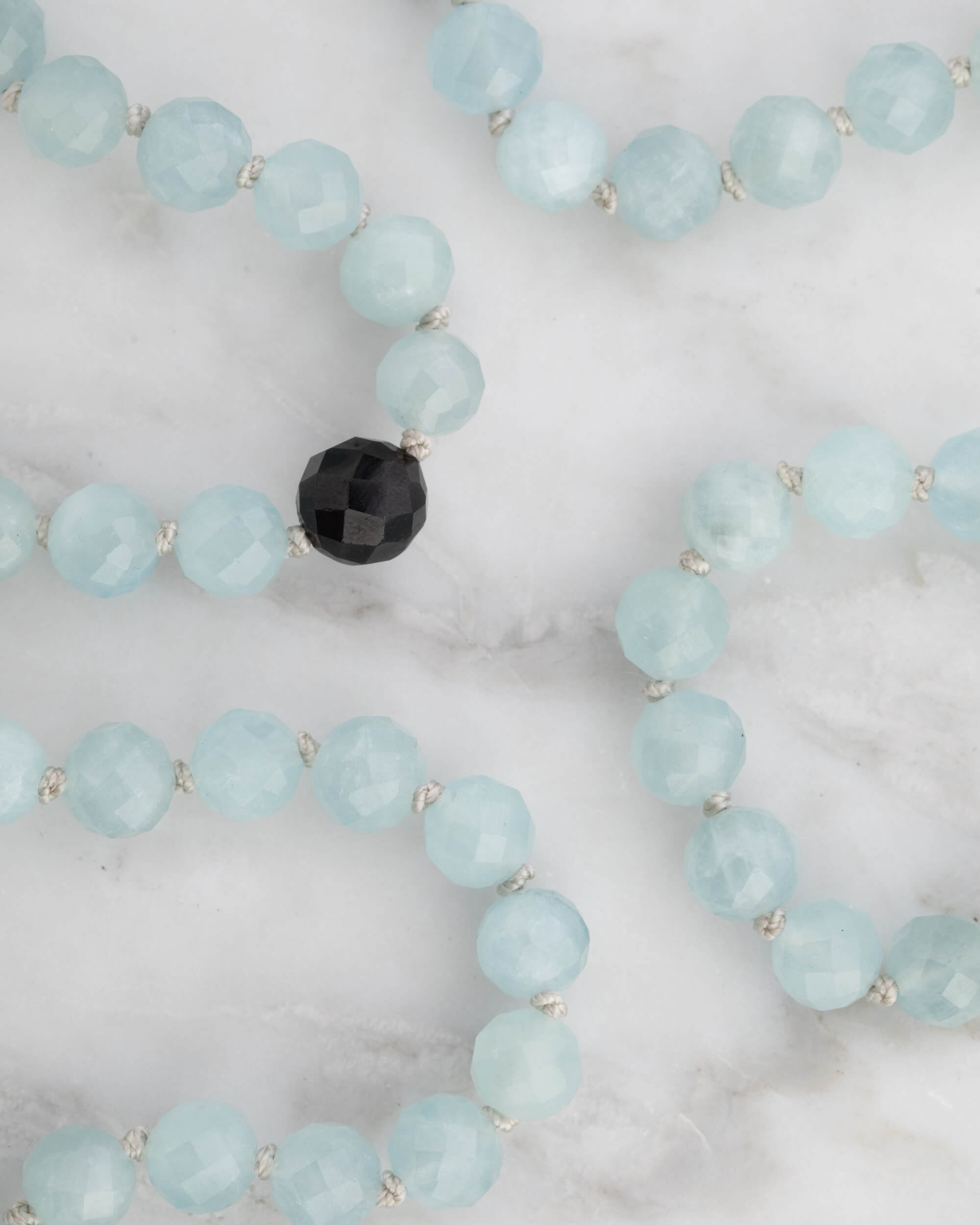 Codificador Doble de Aguamarina y Turmalina Negra (8 mm)