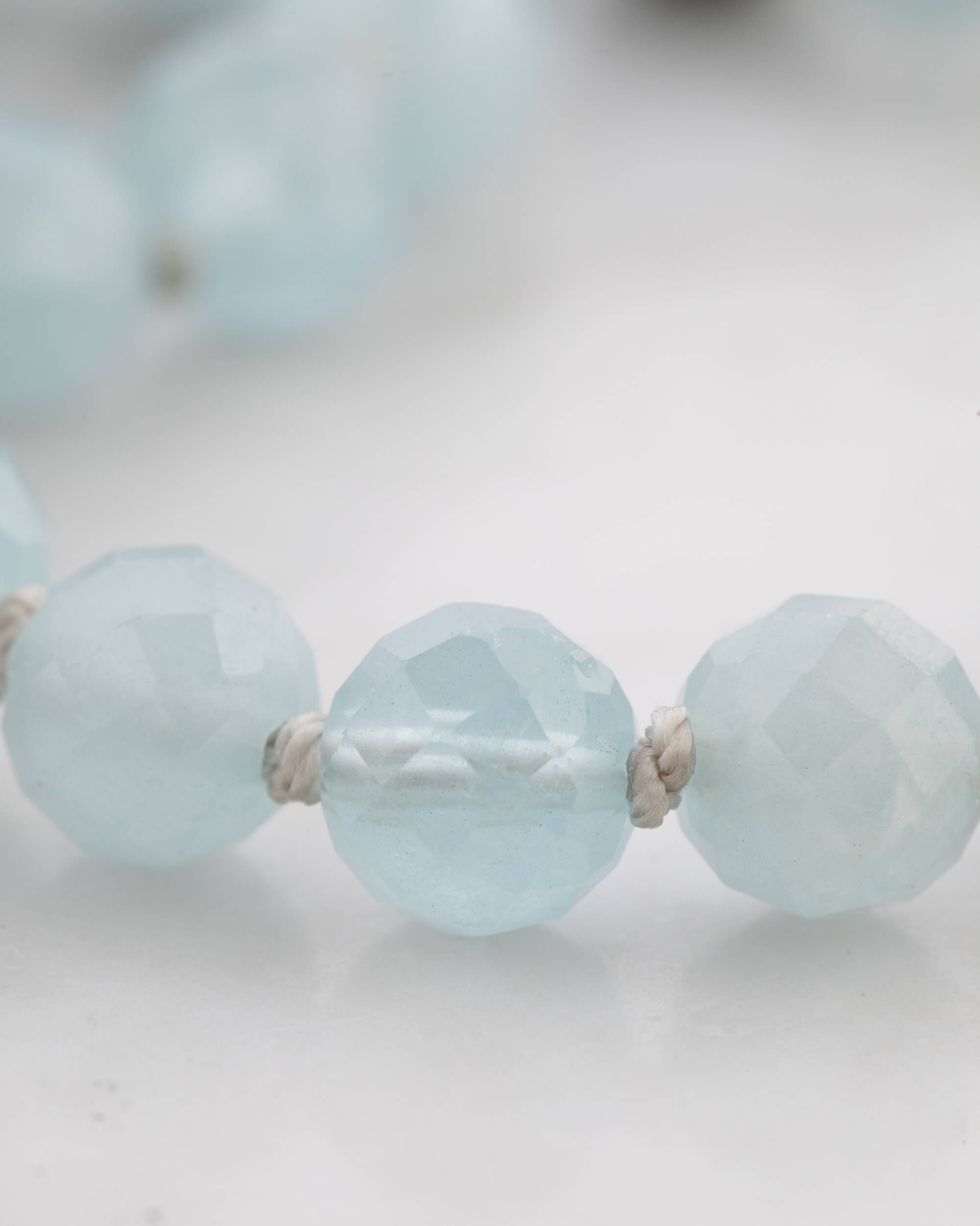 Codificador Doble de Aguamarina y Turmalina Negra (8 mm)