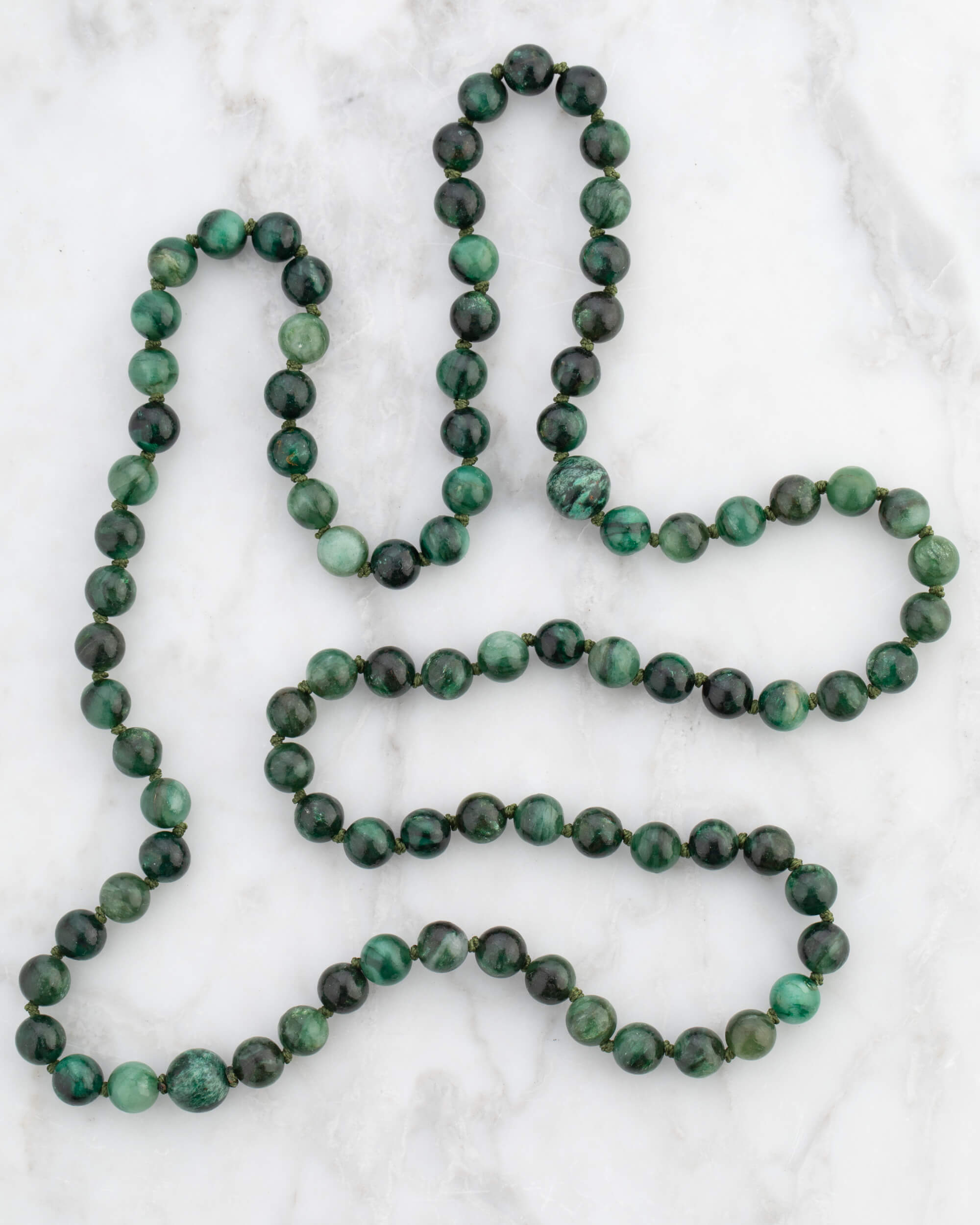 Codificador Doble de Esmeralda en Matriz de Biotita (8 mm)