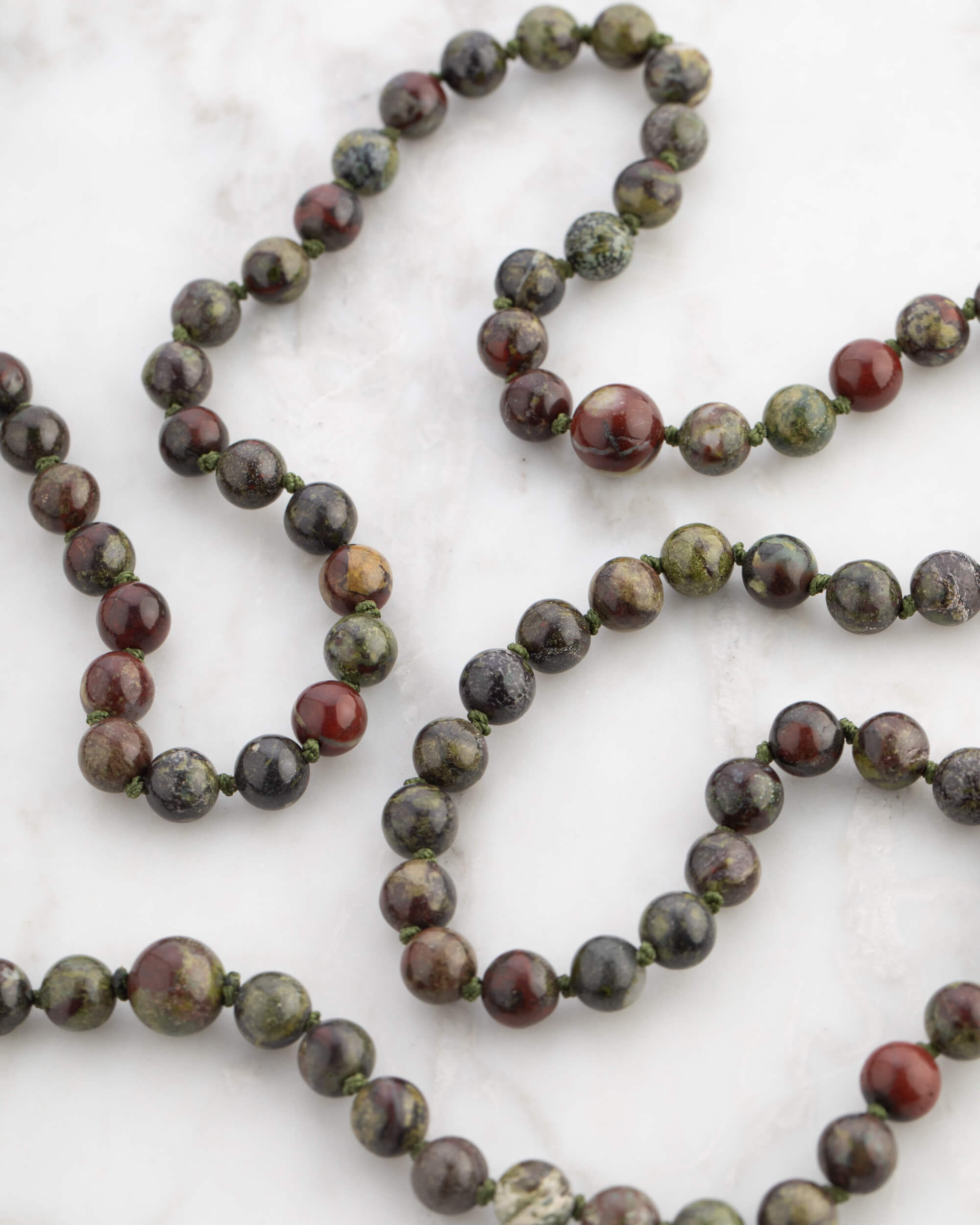 Codificador Doble Jaspe Sangre de Dragón 90 Cuentas - Poder Digno (Agesta)