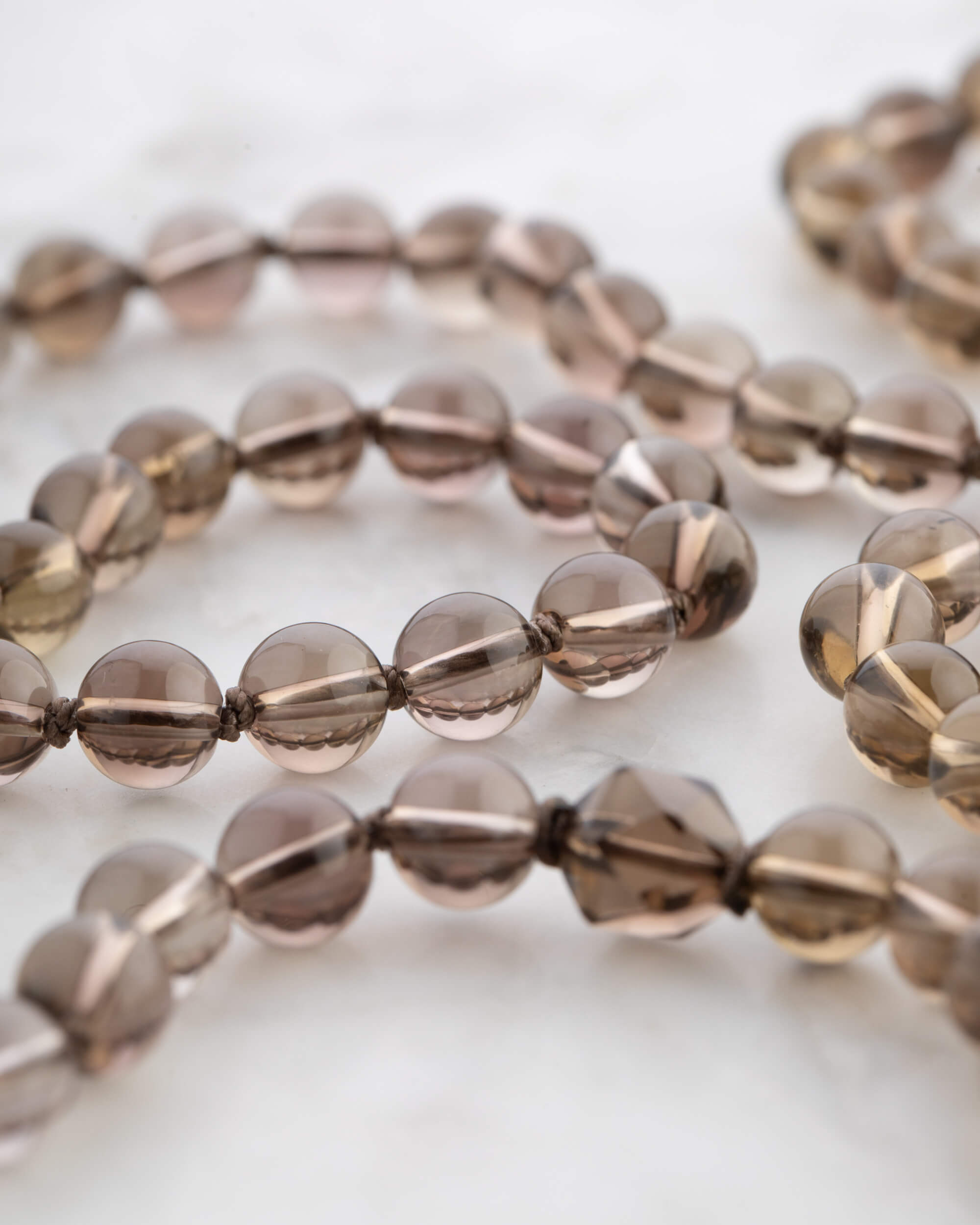 Codificador Doble Cuarzo Ahumado 90 Cuentas - Anclaje y Presencia (Agesta)