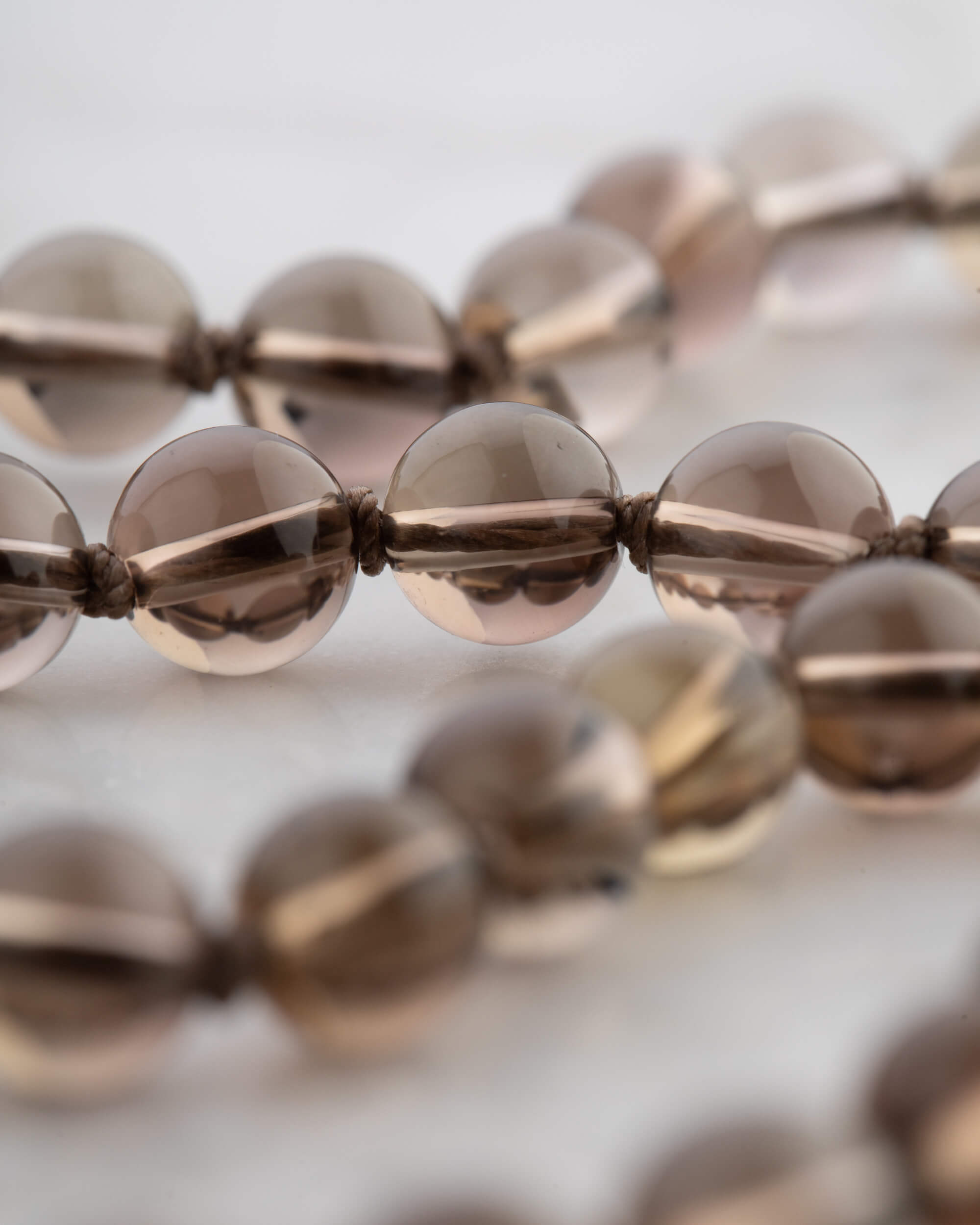 Codificador Doble Cuarzo Ahumado 90 Cuentas - Anclaje y Presencia (Agesta)