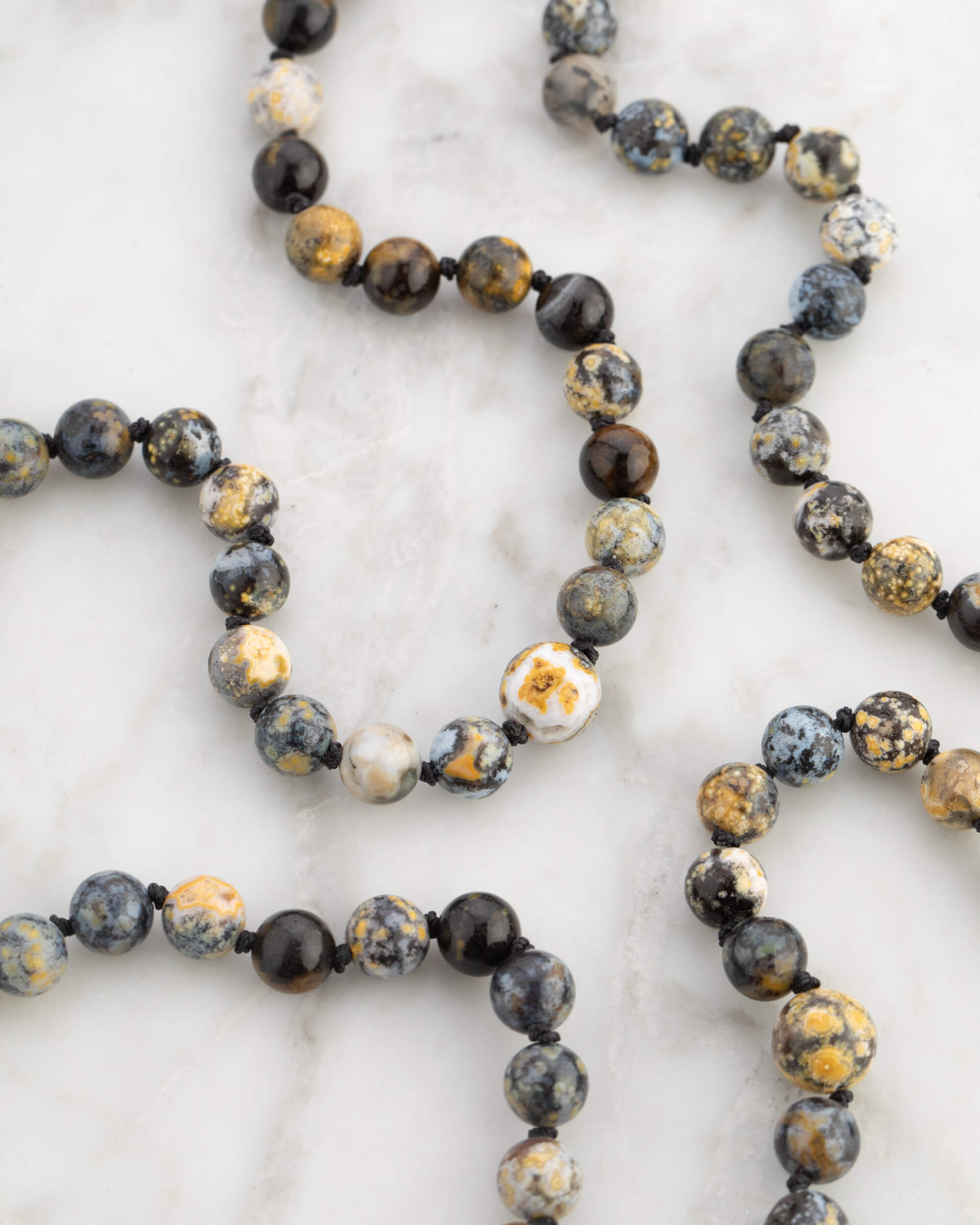 Codificador Doble Jaspe Oceánico Amarillo 90 Cuentas - Arraigo Luminoso (Agesta)