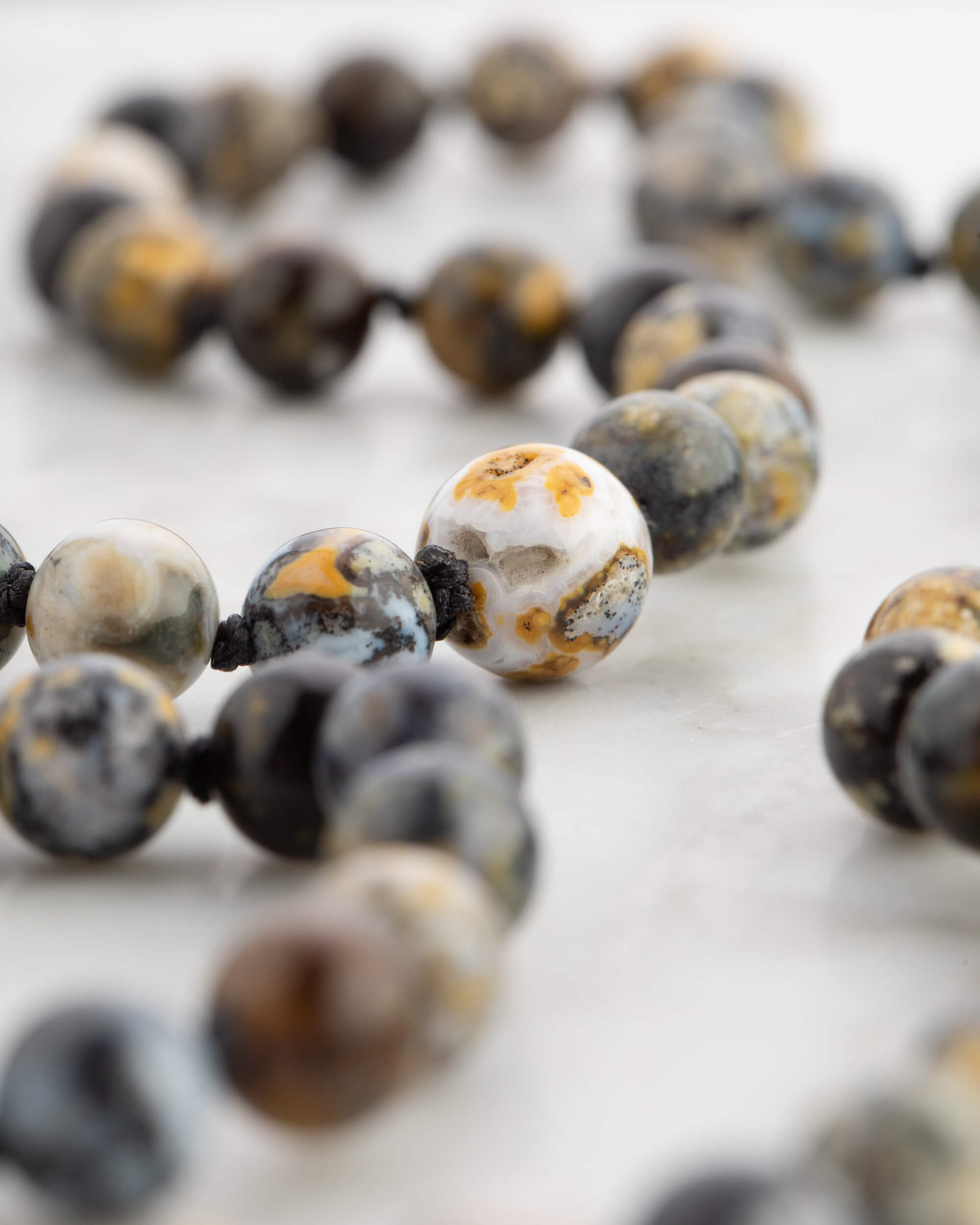 Codificador Doble Jaspe Oceánico Amarillo 90 Cuentas - Arraigo Luminoso (Agesta)