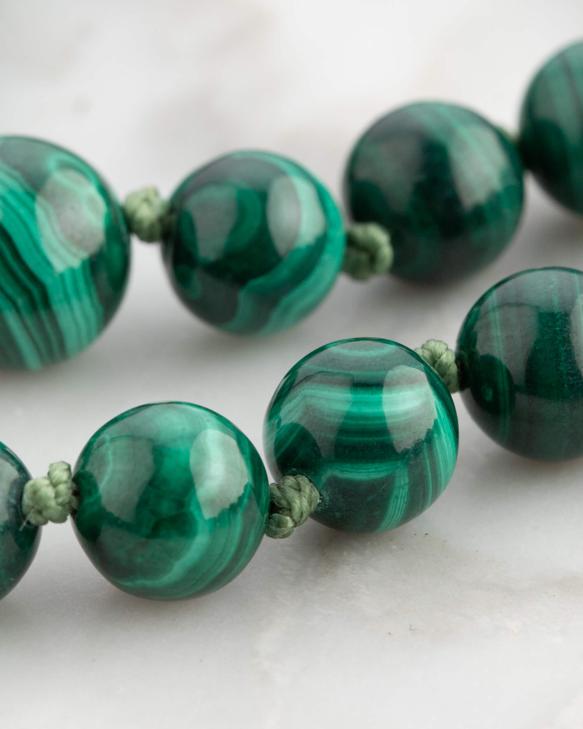 Codificador Doble Malaquita 90 Cuentas - Fuerza y Transformación (Agesta)