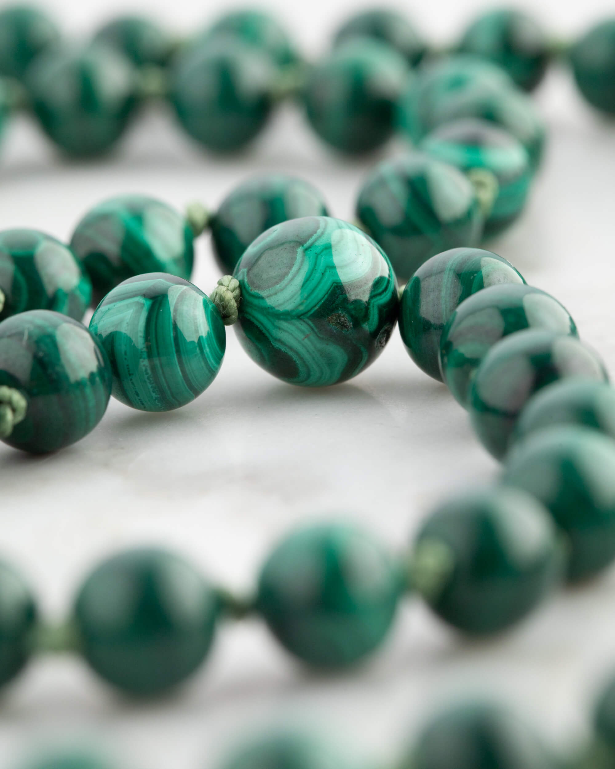 Codificador Doble Malaquita 90 Cuentas - Fuerza y Transformación (Agesta)