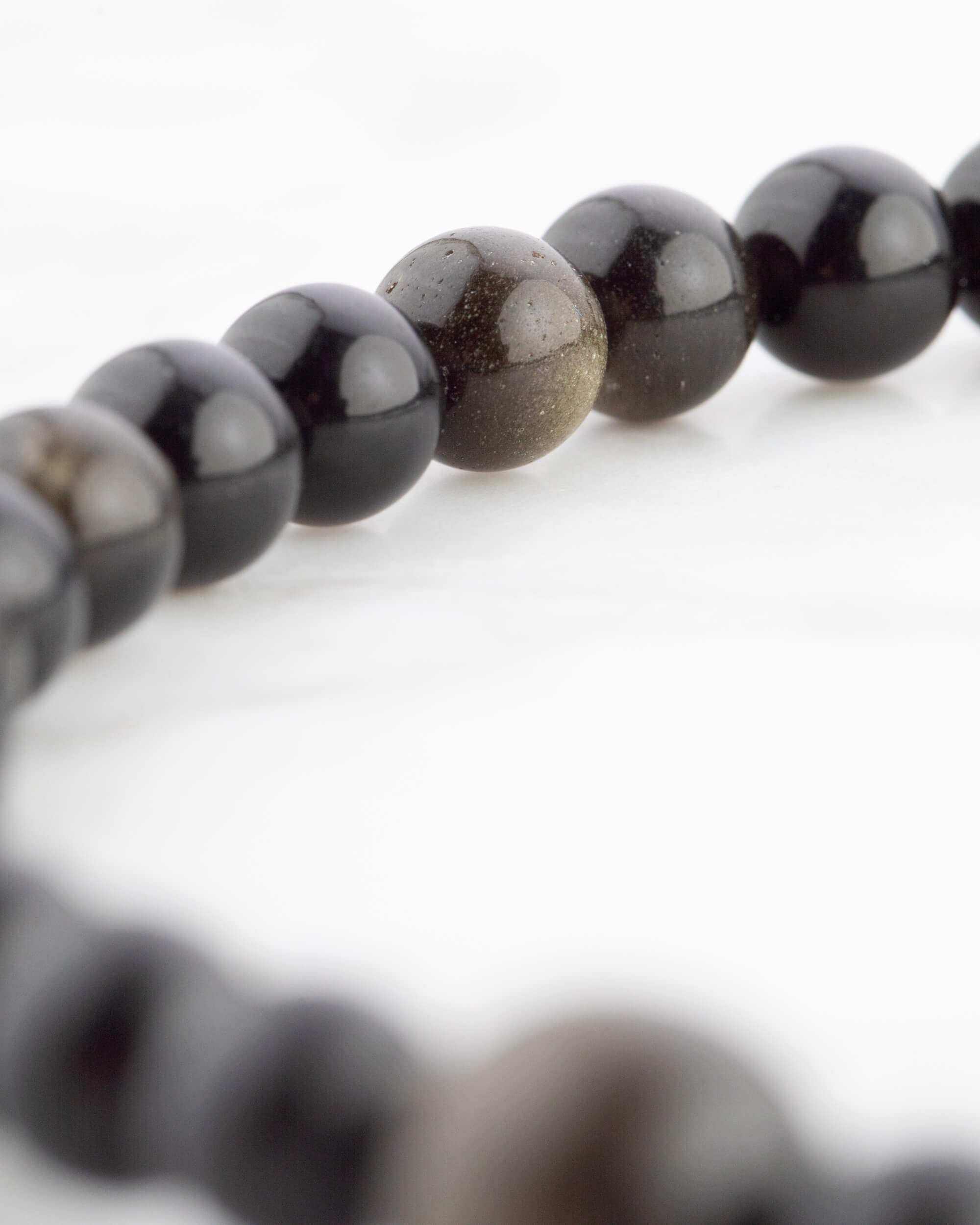 Codificador de Mano Obsidiana Dorada 34 cm - Poder Silencioso (Agesta)