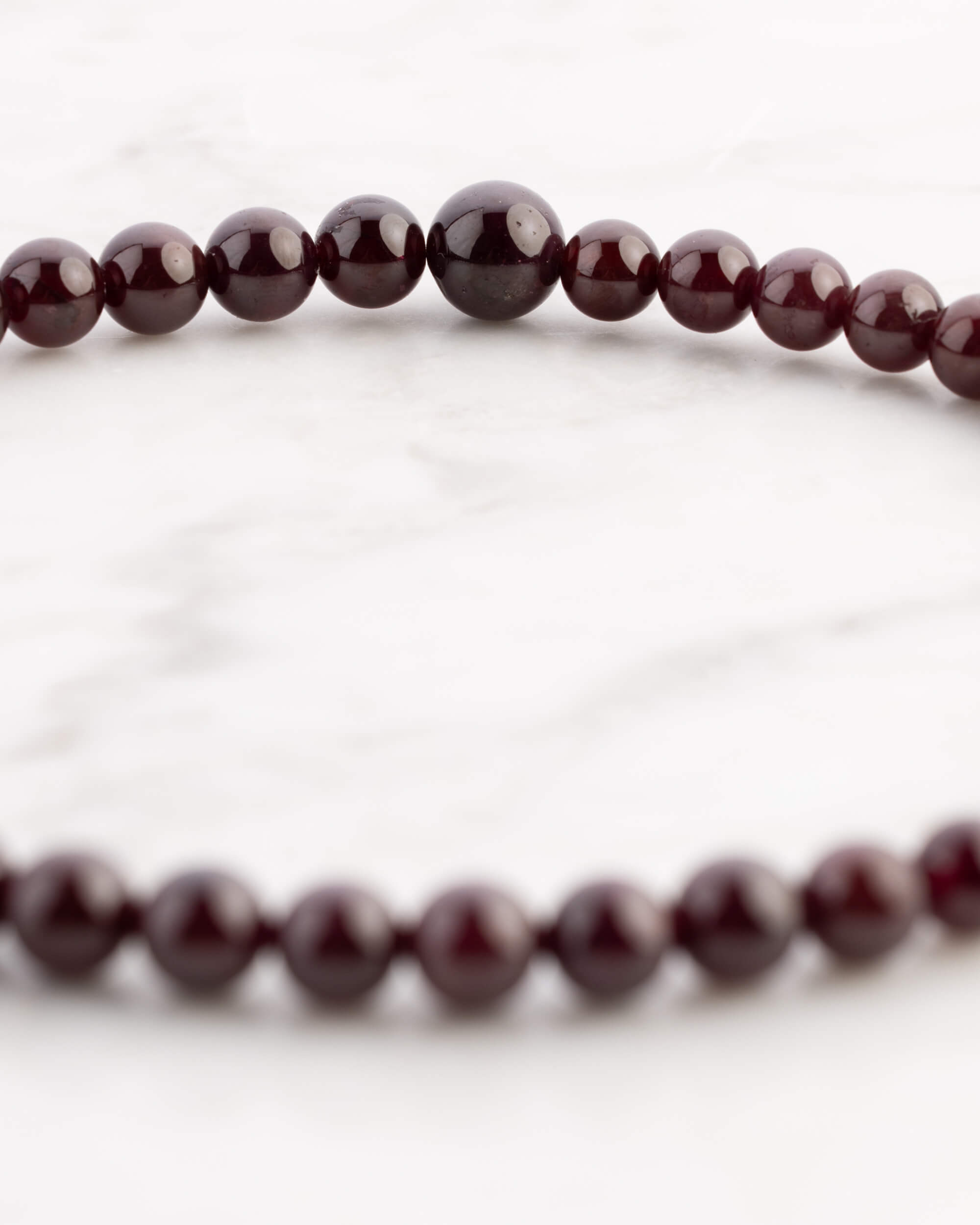 Codificador de Mano Granate Estrella 33 cm - Fuerza Silenciosa (Agesta)