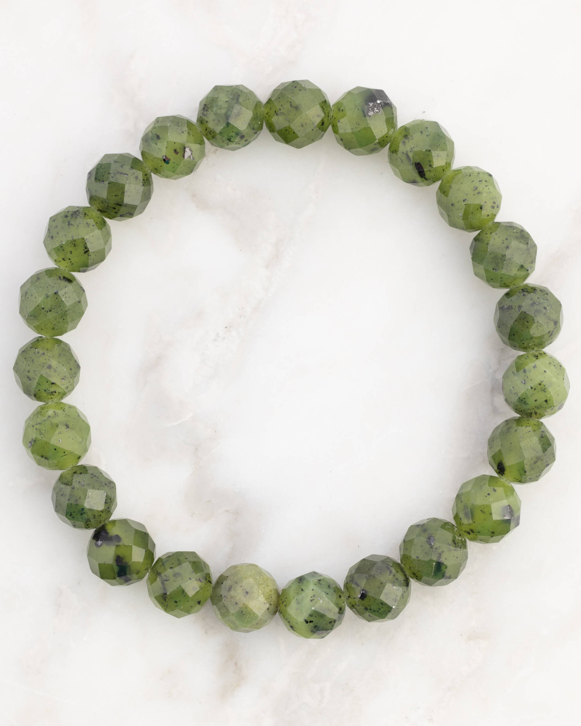 Pulsera de Jade Verde Facetada 8 mm - Equilibrio y Luminosidad