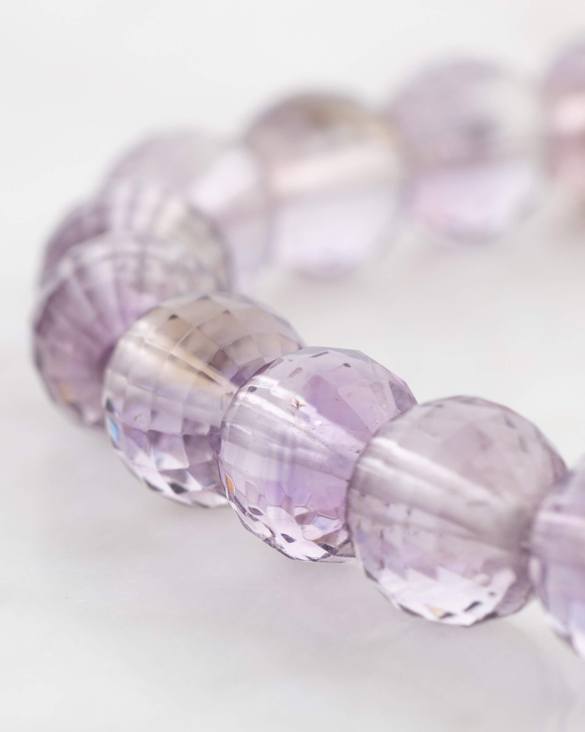 Pulsera de Amatista Facetada 8 mm - Visión Intuitiva