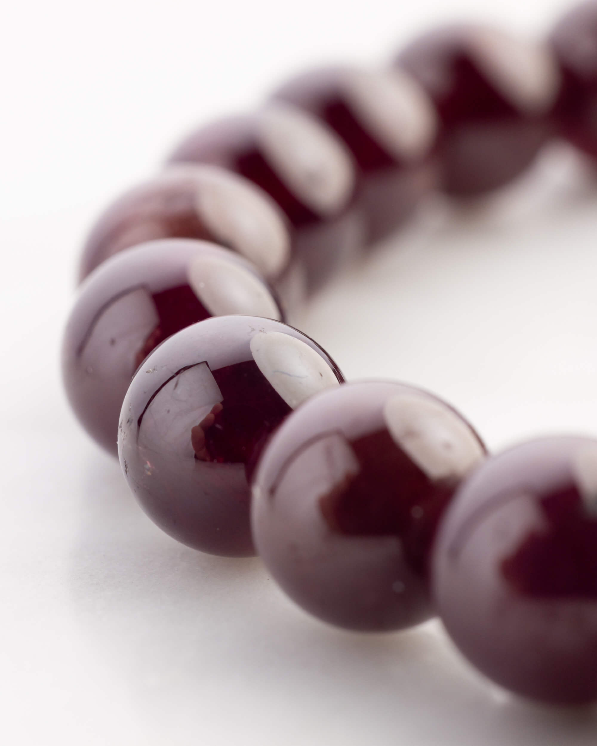 Pulsera de Granate Estrella 7 mm - Fuerza Serena y Firmeza