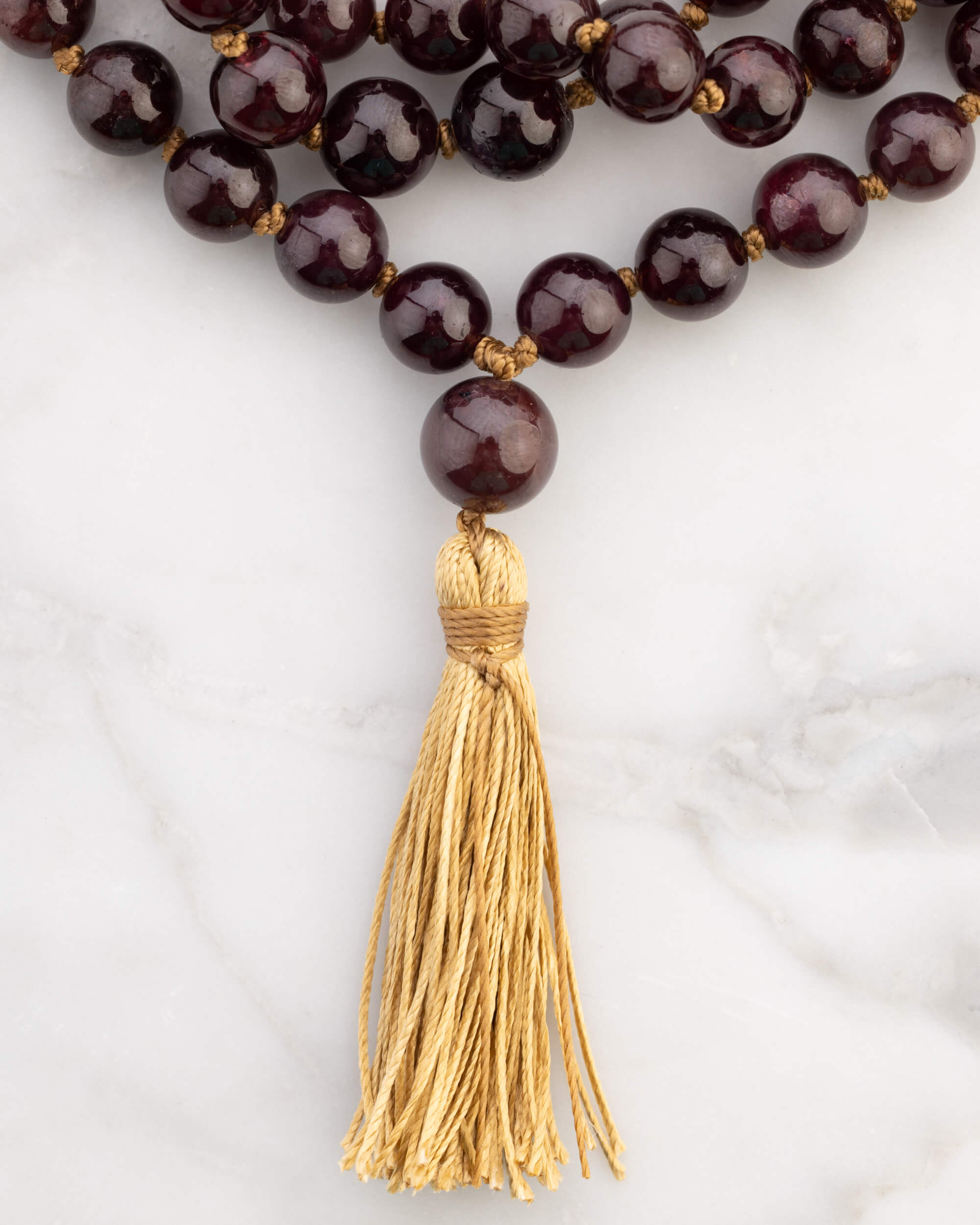 Japa Mala de Granate Estrella (7.5 mm)