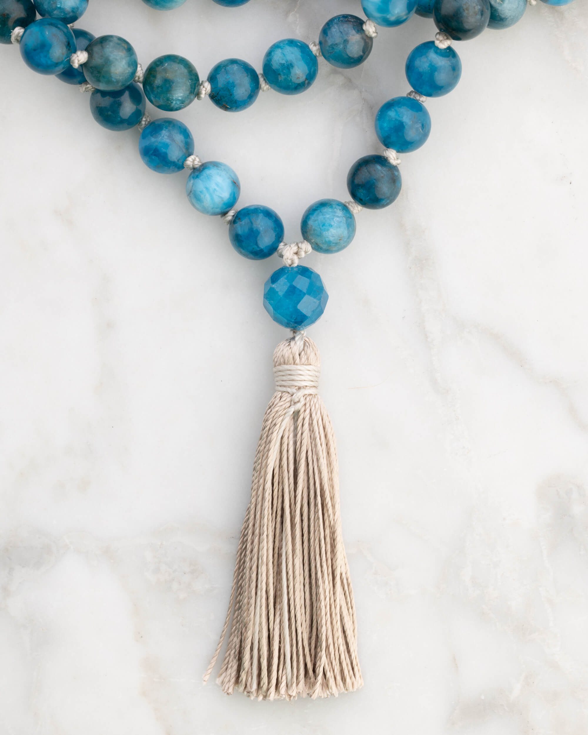 Japa Mala de Apatita Azul (8 mm)