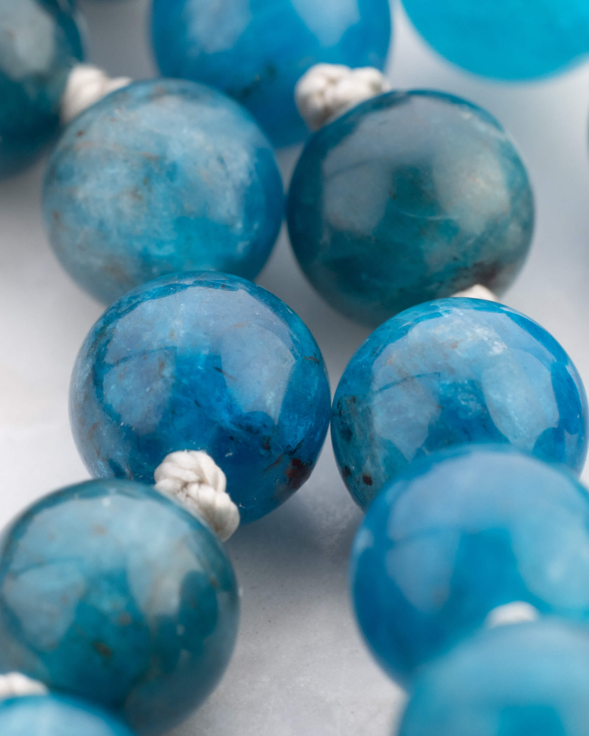 Japa Mala de Apatita Azul (8 mm)