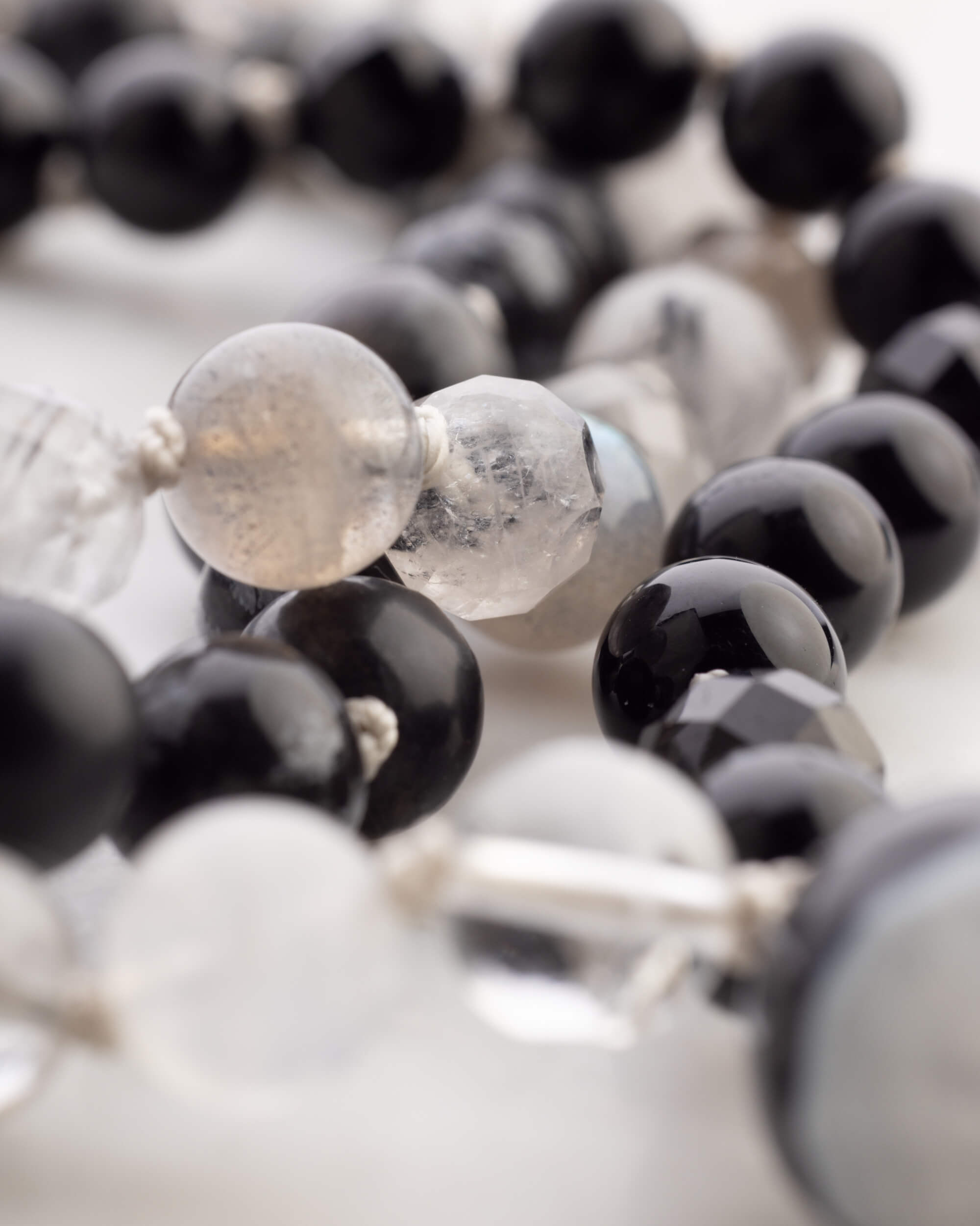 Japa Mala "Dualidad" 108 Cuentas - Equilibrio y Luz