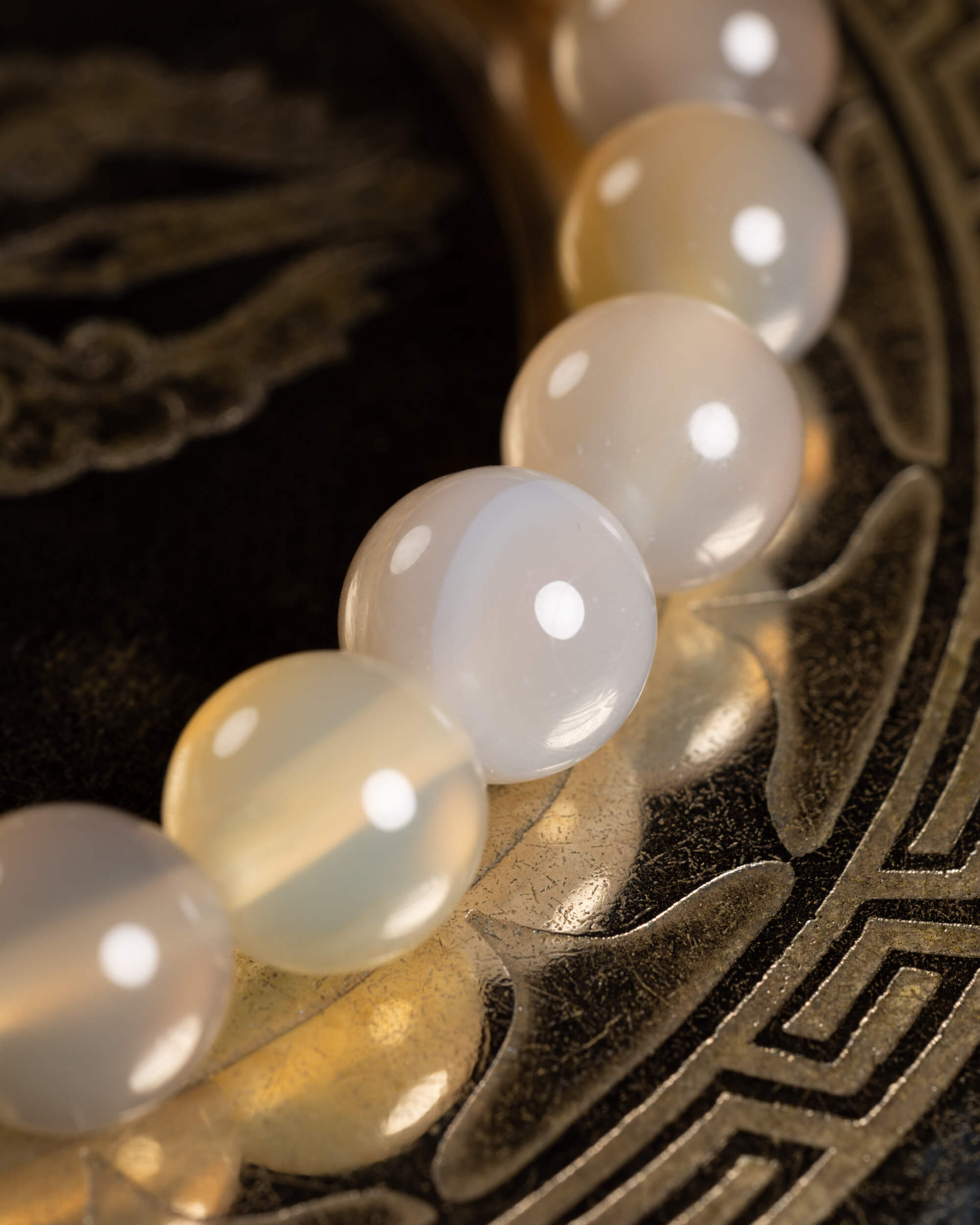 Pulsera de Ágata Gris 8 mm - Calma Mental y Neutralidad (Pausa Lúcida)