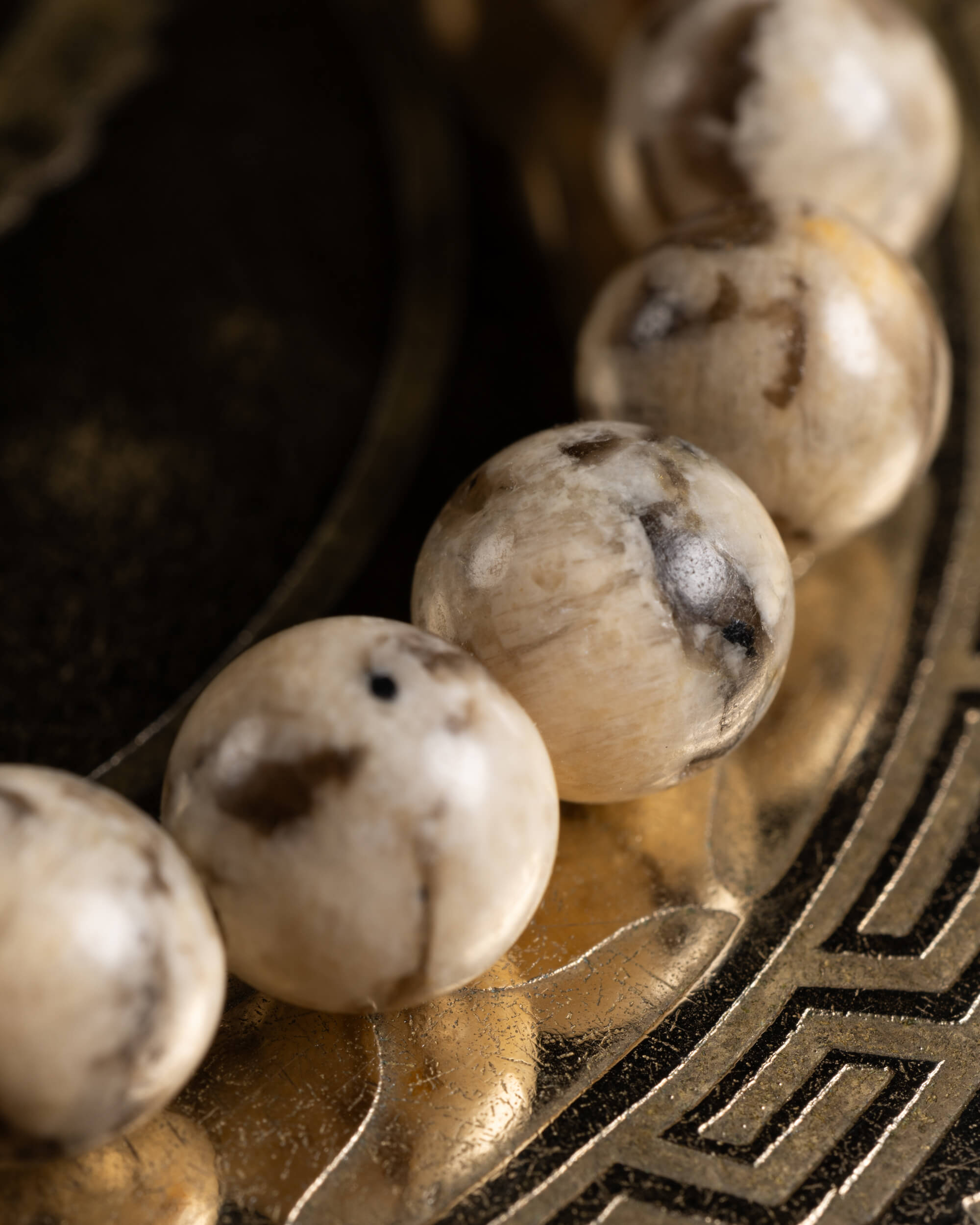 Pulsera de Jaspe Feldespato 8 mm - Estructura y Claridad