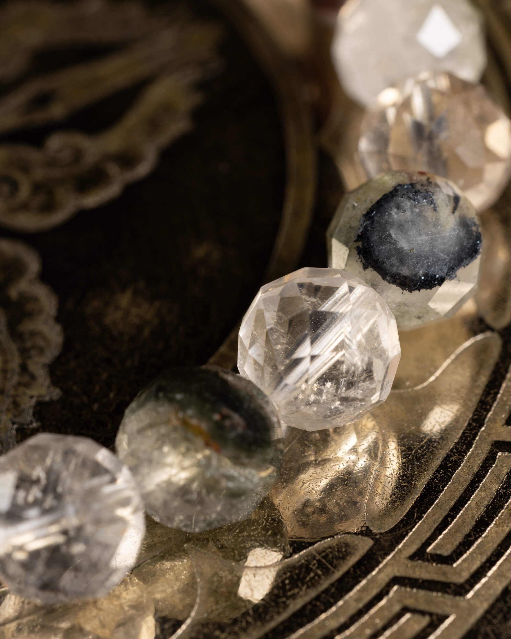 Pulsera de Lodalita Facetada 8 mm - Visión Chamánica y Claridad