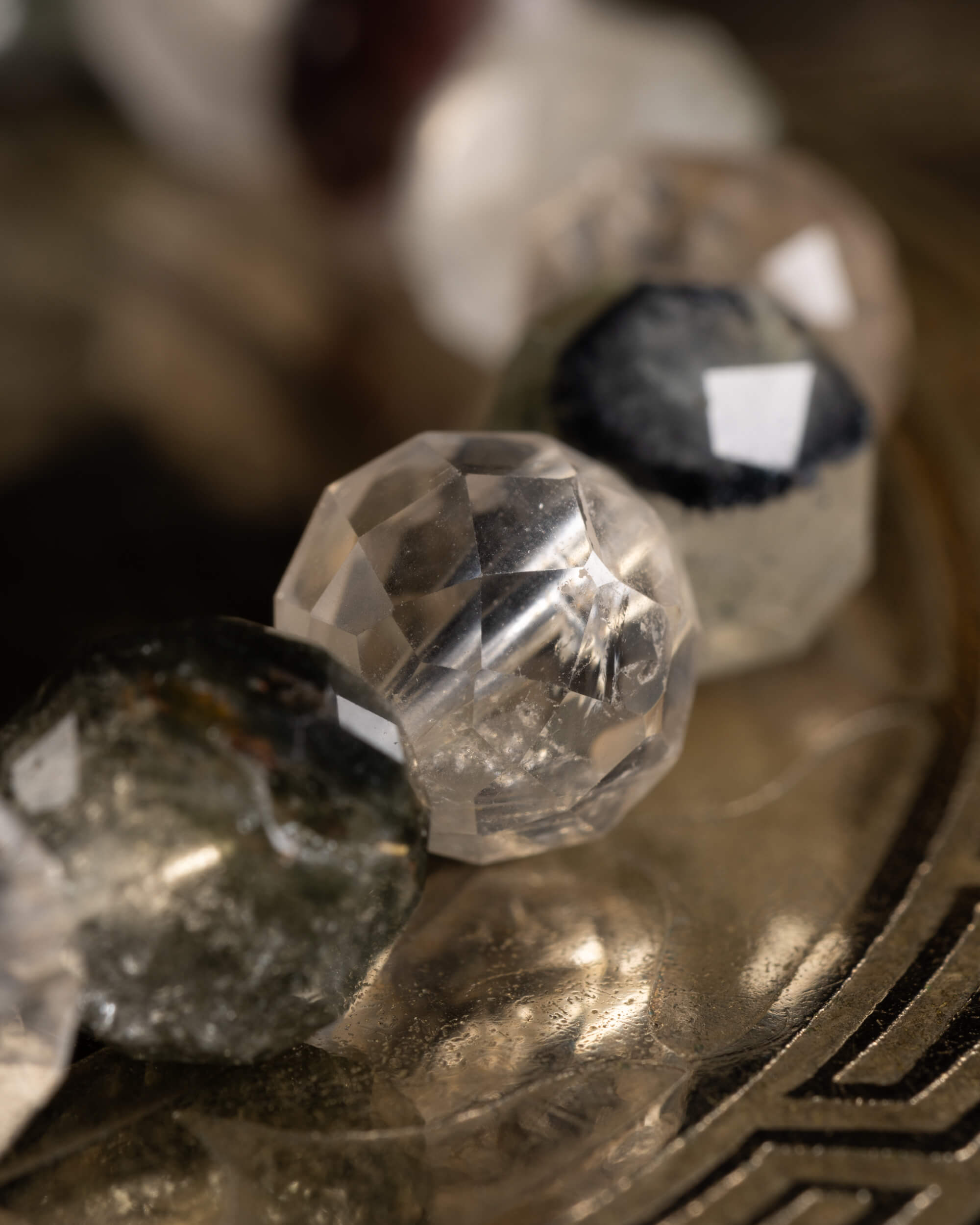 Pulsera de Lodalita Facetada 8 mm - Visión Chamánica y Claridad