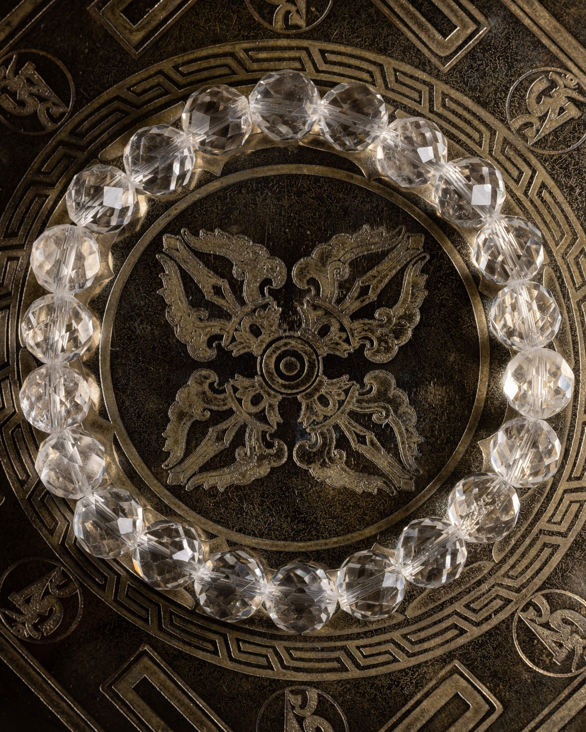 Pulsera de Cuarzo Transparente Facetada 10 mm - Claridad y Pureza Radiante